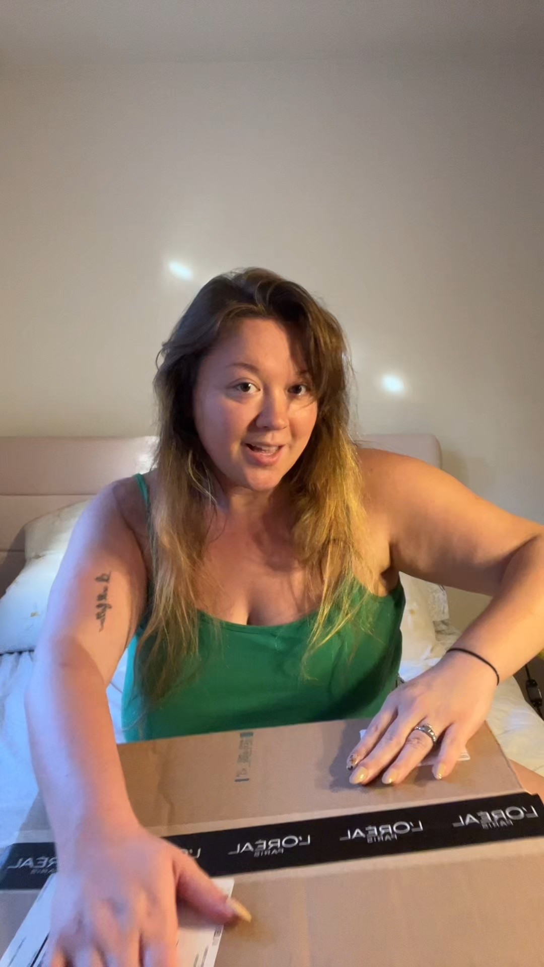 Got sent L’Oréal’s Colorsonic device to revamp my hair this fall 

#LTKBeauty #LTKSeasonal