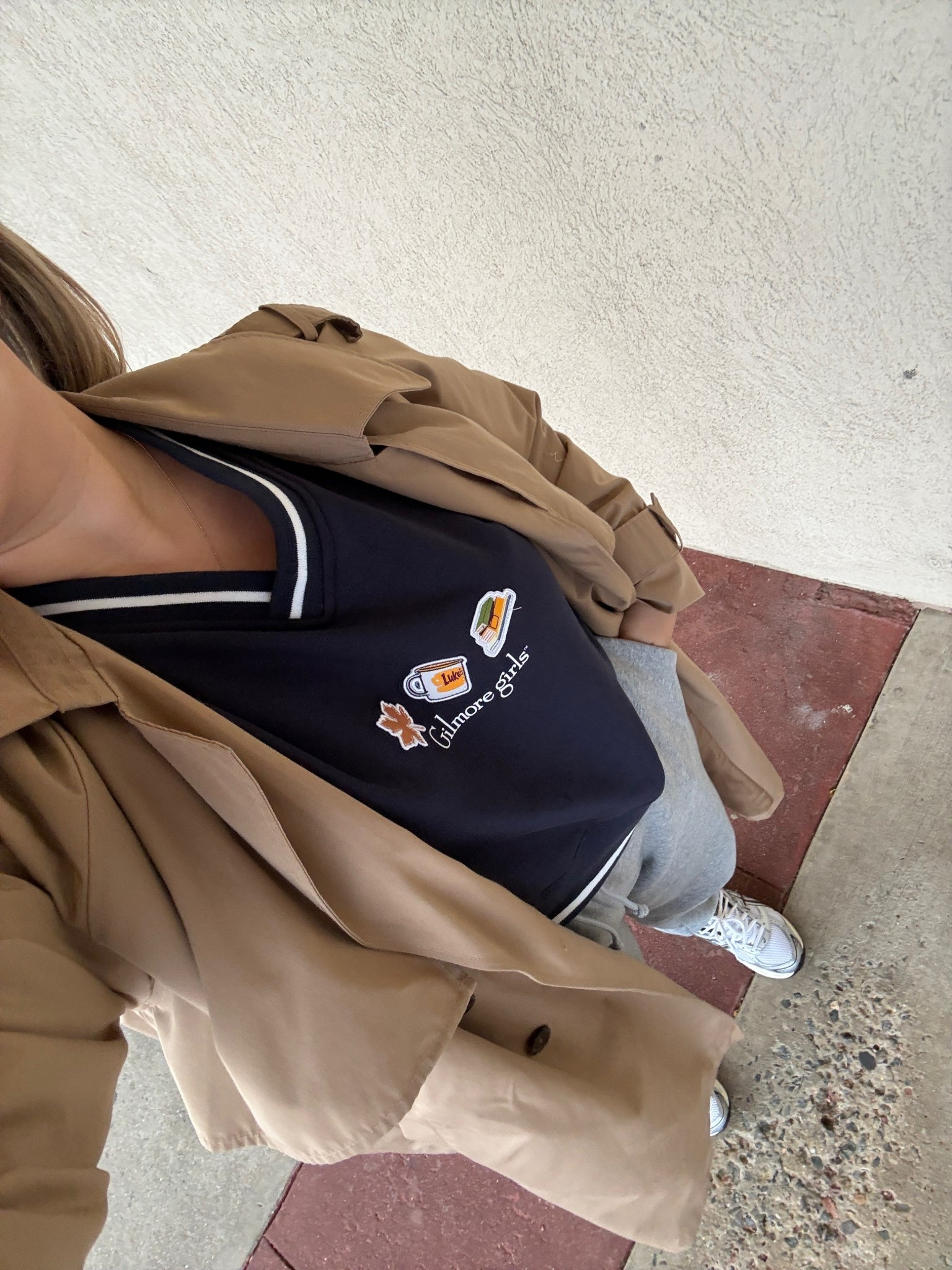 OOTD 🌧️🩶🧥👟

#LTKMidsize #LTKSeasonal #LTKStyleTip