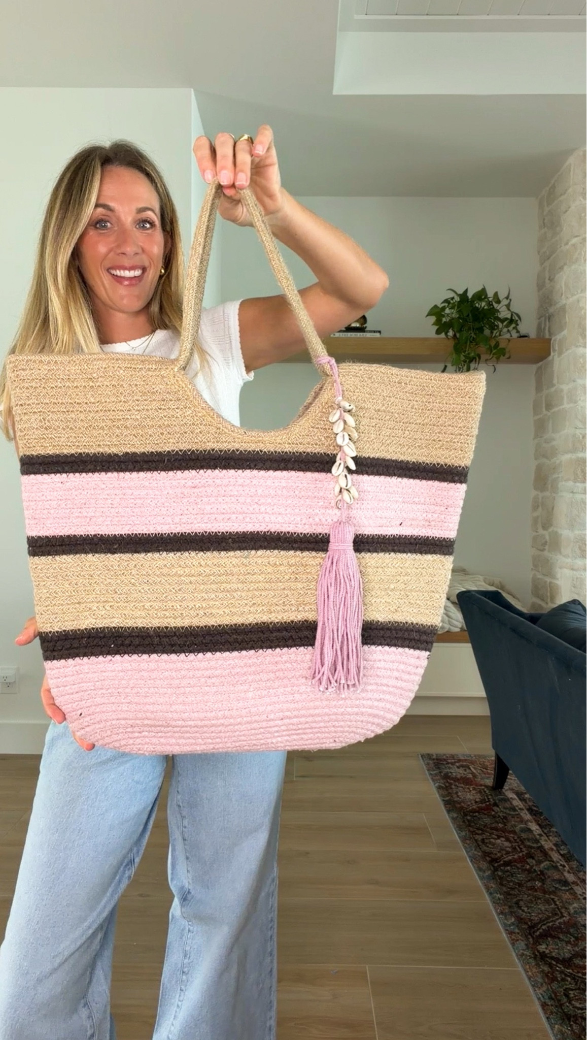 Walmart beach bag

#LTKSeasonal #LTKTravel #LTKmomlife