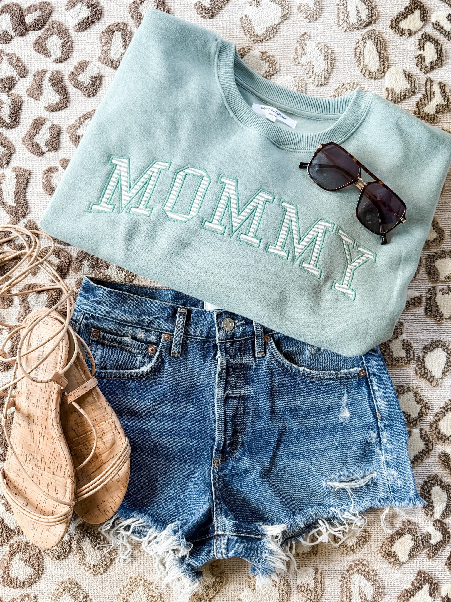 Love this cozy mommy sweatshirt!
Medium and 24 shorts
@Target 

#LTKmomlife #LTKootd #LTKMothersDay