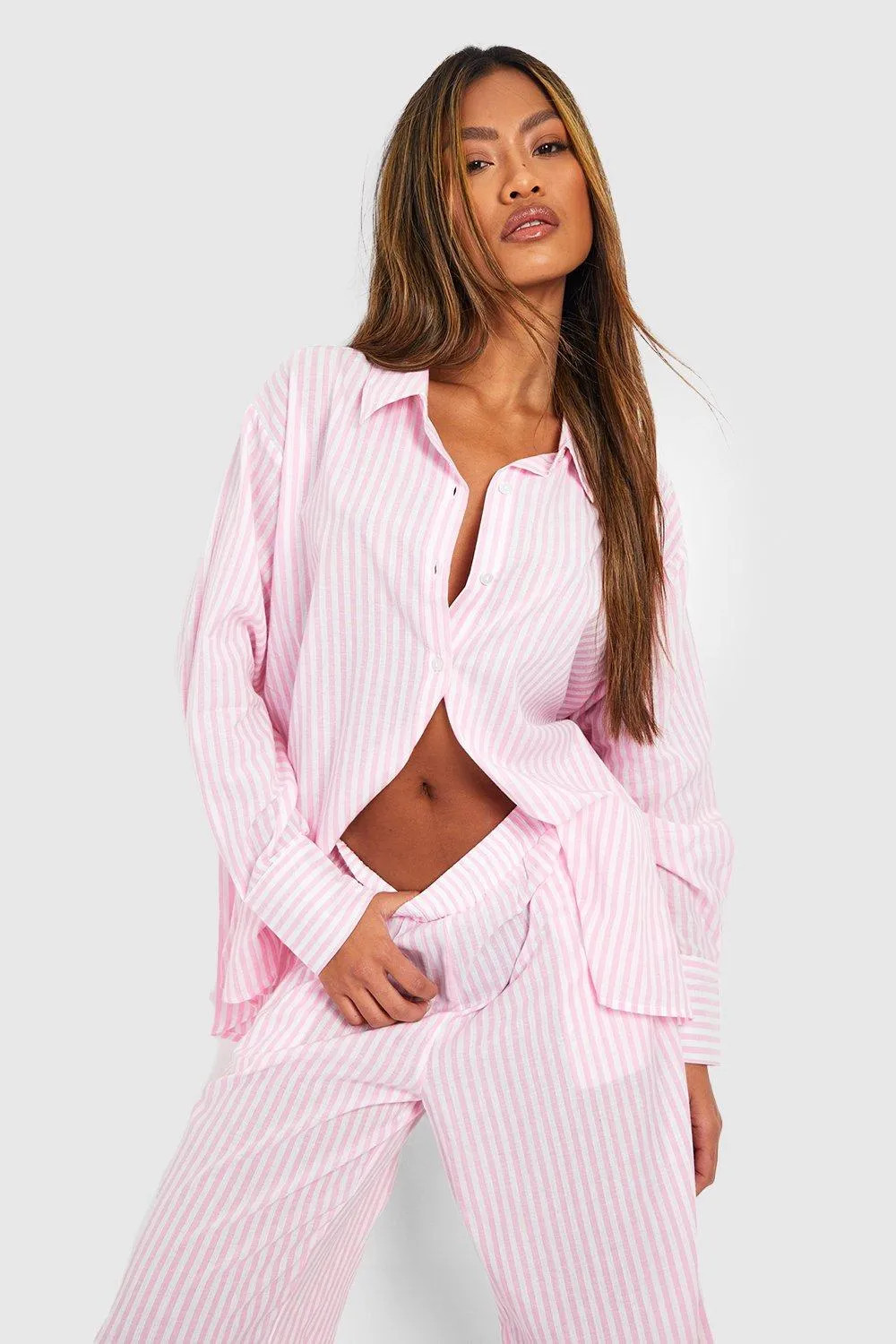 Nightwear | Chemise de pyjama oversize à rayures en coton | boohoo | Boohoo.com (FR)