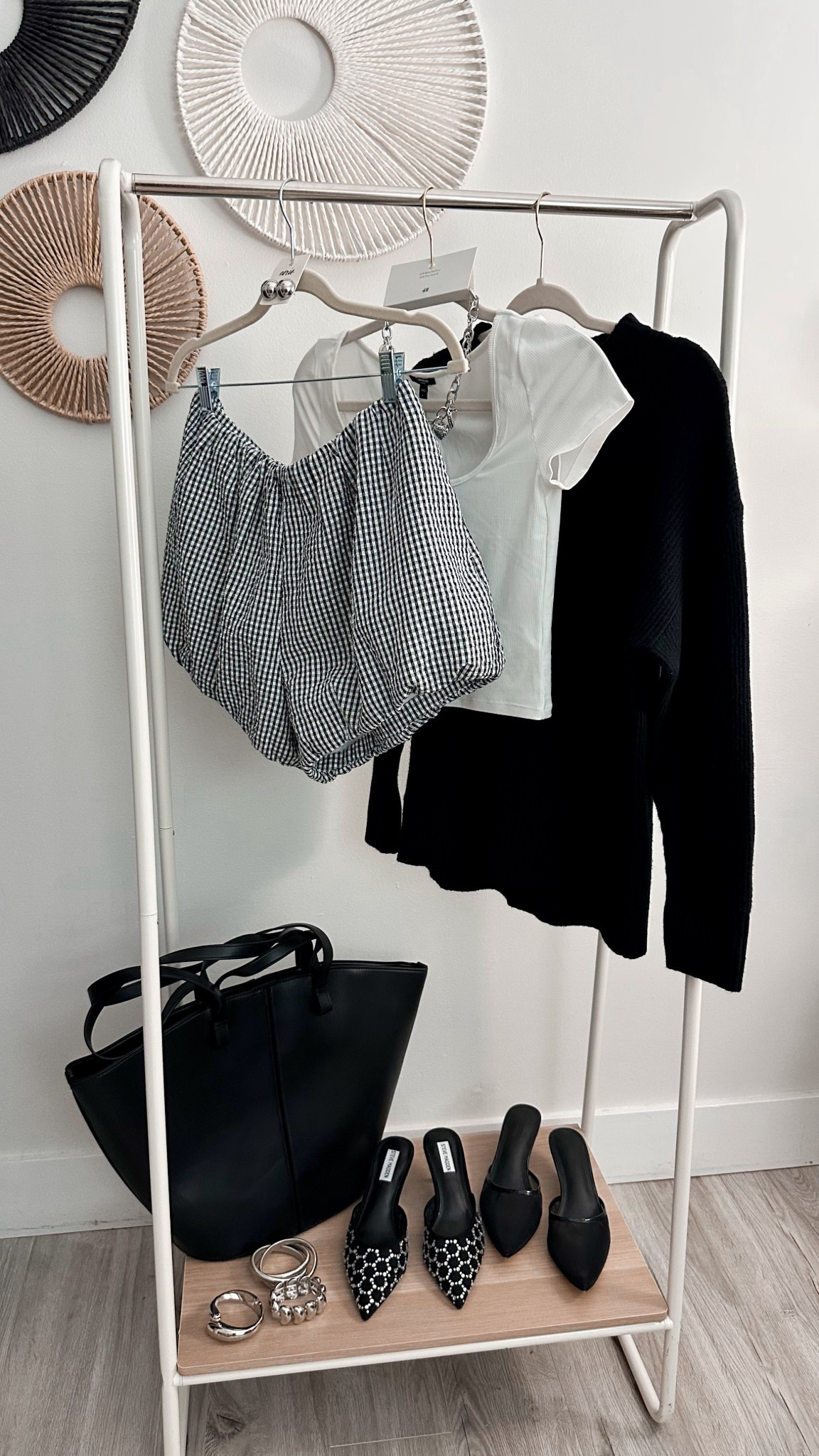 SNEAK PEEK | LTK CON: Day 2 ✨ Here is my outfit inspo and what I’m packing for Day 2 of meetings, networking and learning! Loving this affordable finds and the trending bubble shorts (these are on sale🙌🏼)! 

Wayf | Nordstrom | Walmart | Old Navy | Amazon 

#LTKStyleTip #LTKCon #LTKOver40