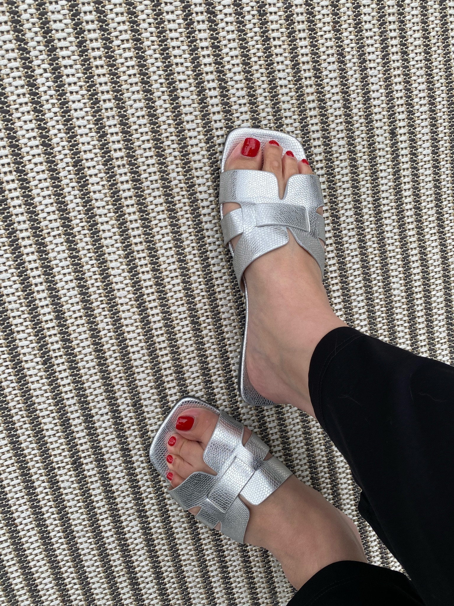 Summer sandals 
#flatsandals #summervacation
#silversabdals #squaresandals 

#LTKswimwear #LTKcanada #LTKworkwear