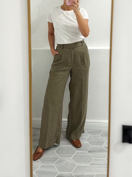 These are my 2nd pair of these Madewell linen pants. Wearing size 4 here (got size 2 last year but prefer the look of 4 bette -  more relaxed). They come in several colors. 
Tee in xs 
Flats tts 



#LTKFindsUnder100 #LTKStyleTip #LTKShoeCrush