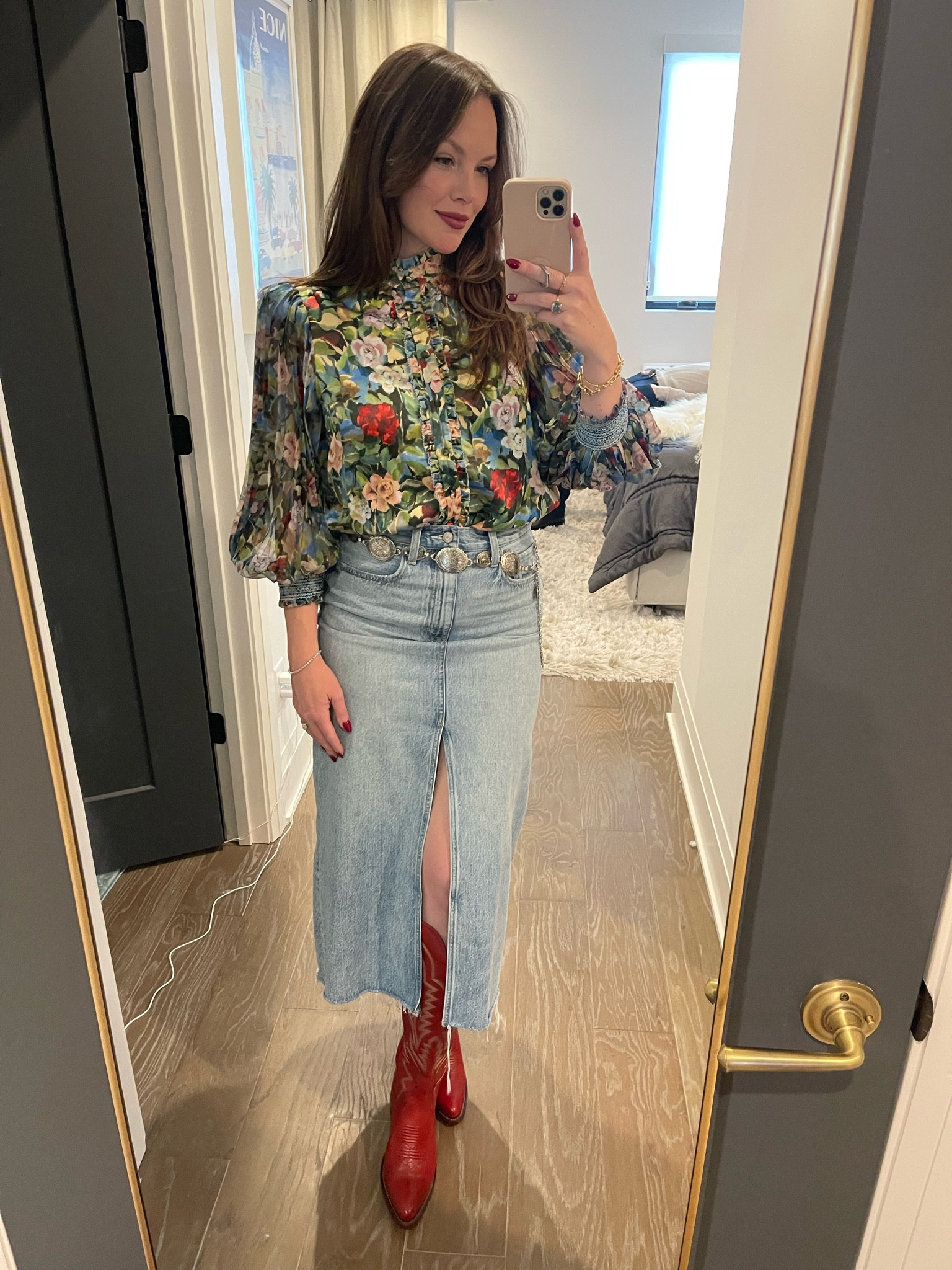 OOTN ❤️🌹 Top is Alice & Olivia from a couple years ago but I’ve linked similar options and looks for less. Test of outfit is linked exactly! 

#LTKMostLoved #LTKStyleTip #LTKShoeCrush