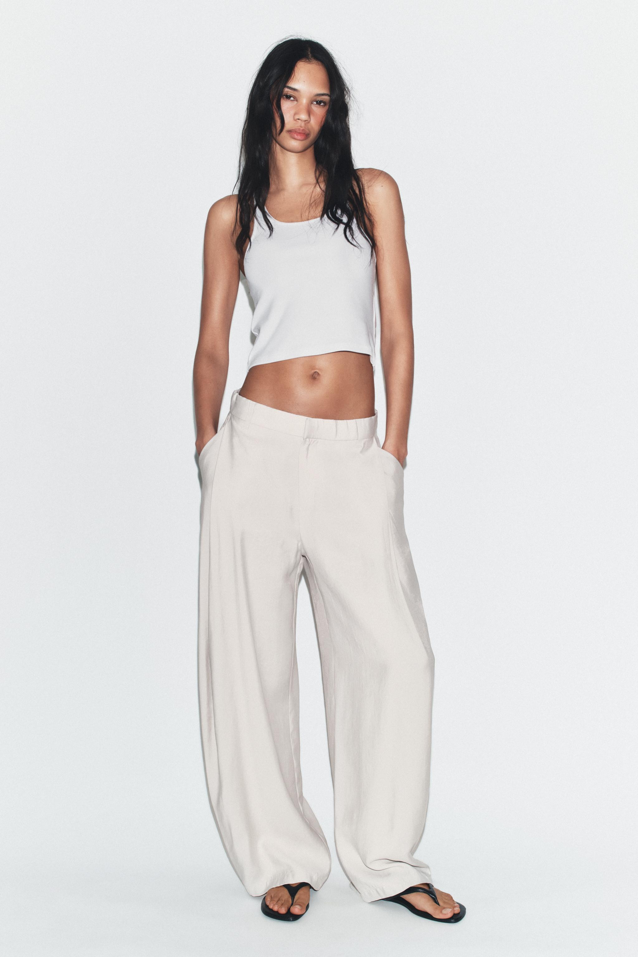 FLOWY PLEATED PANTS | Zara US