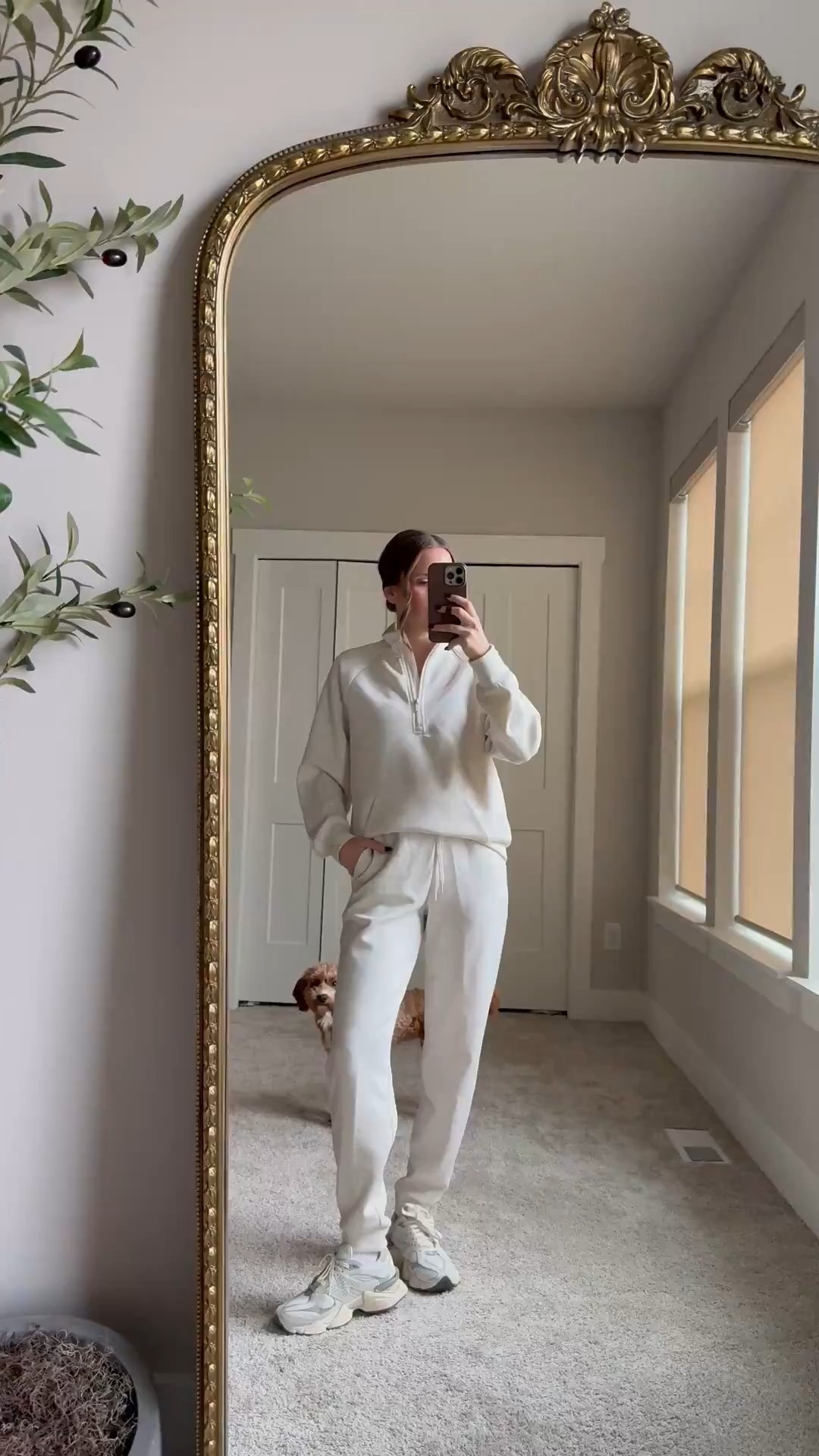 I can’t stop wearing this set! The quality is incredible (it’s so soft and reminds me of Spanx). Wearing a small top and small bottoms

Matching set | target style | look for less | loungewear | outfit inspo | cozy style | Target finds | joggers 

#LTKootd

#LTKgrwm #LTKSeasonal #LTKootd