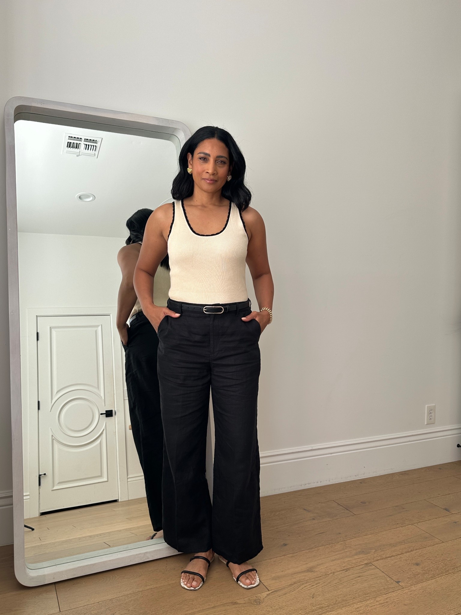 Love how you can dress these linen pants up with a belt and knit tank!!
All fit true to size.



#LTKOver40