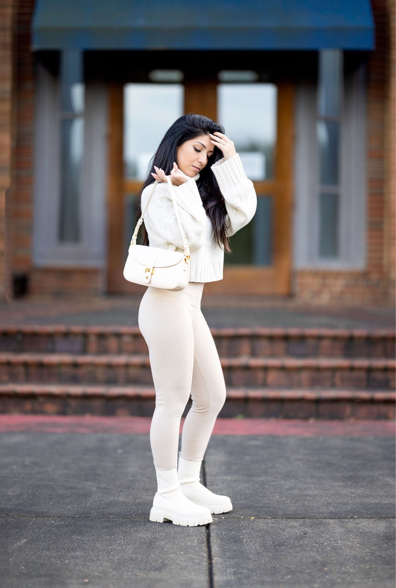 Cream Fall or Winter Outfit 🍦🍨

I love this SINBONO Bag!

Thanksgiving Outfit - Holiday Outfits - Gift Guide - Sweater - Boots - Holiday Party Outfit - Holiday Sweater - Christmas Outfit - Beige - Chic - Italian Style - Ivory - Cropped Long Sleeve Sweater - Leggings

#LTKsalealert #LTKstyletip #LTKCyberWeek