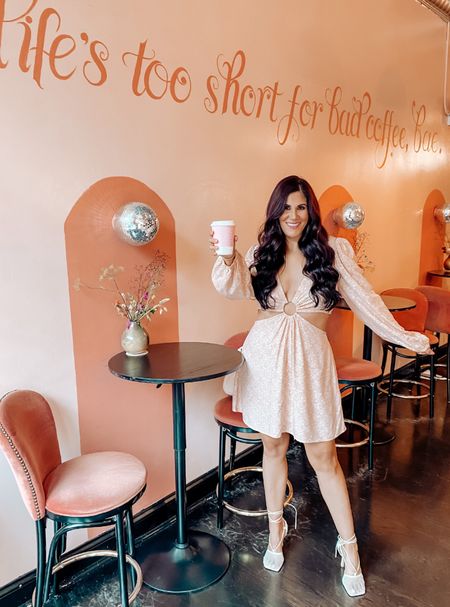 The perfect summer to fall transition outfit that you need to feel fabulous! 🥰💖☕️

#LTKstyletip #LTKshoecrush #LTKSeasonal