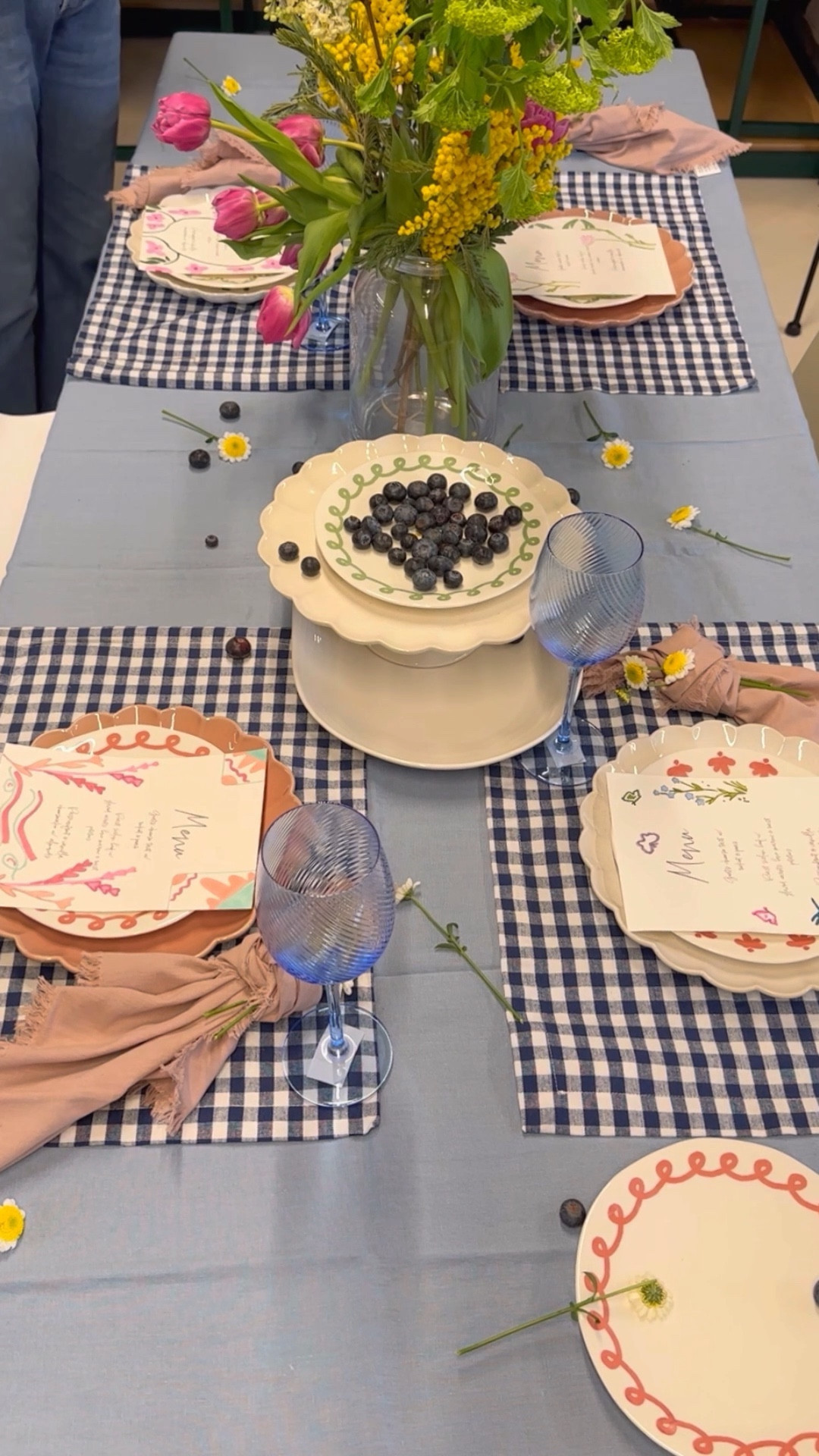 Fun and floral table decor for spring 💐

#LTKeurope #LTKhome