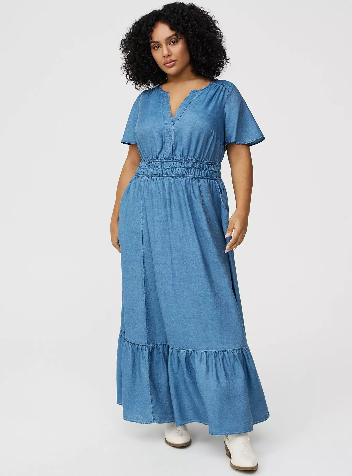 Y-Neck Chambray Maxi Dress | Torrid (US & Canada)