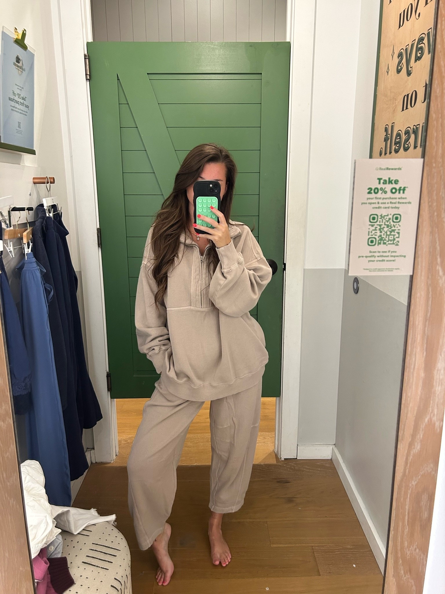 // the comfiest oversized set from aerie!! versions of this set sell out every year!! wearing a small in both, more colors too!! //

#LTKootd #LTKSeasonal #LTKSaleAlert