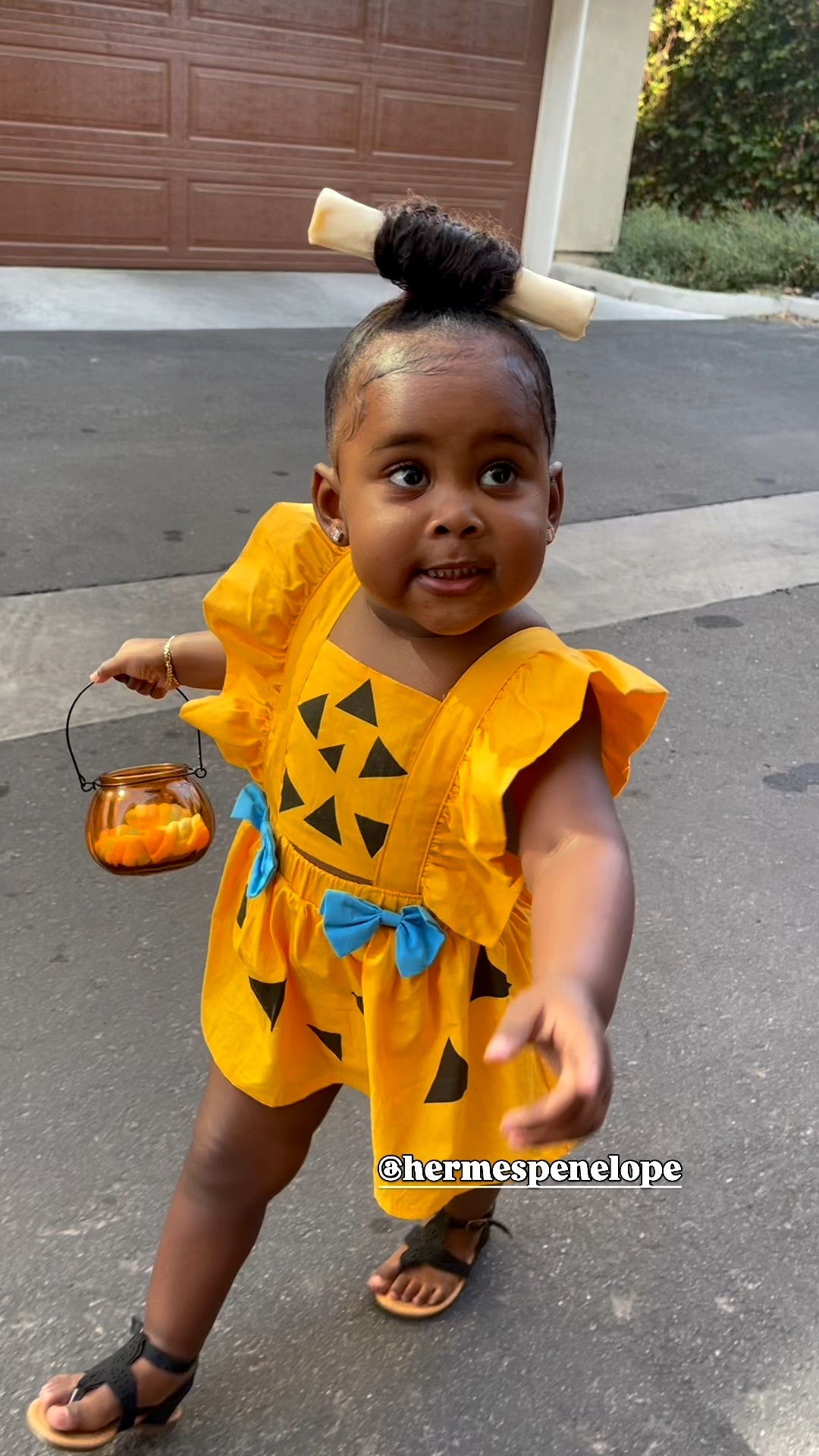 Pebbles Flintstone Costume Girls  under $20 🧡🦴🎃
#LTKStyle #Halloween 

#LTKHalloween 

#LTKKids #LTKBaby