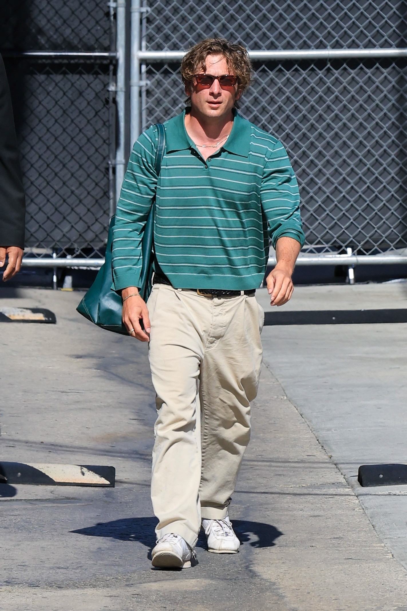 Jeremy Allen White arriivng at the Jimmy Kimmel studios in Hollywood to promote 'THE BEAR' season 5, wearing a Leset polo shirt 

 #LTKootd #LTKOver40 #LTKMens