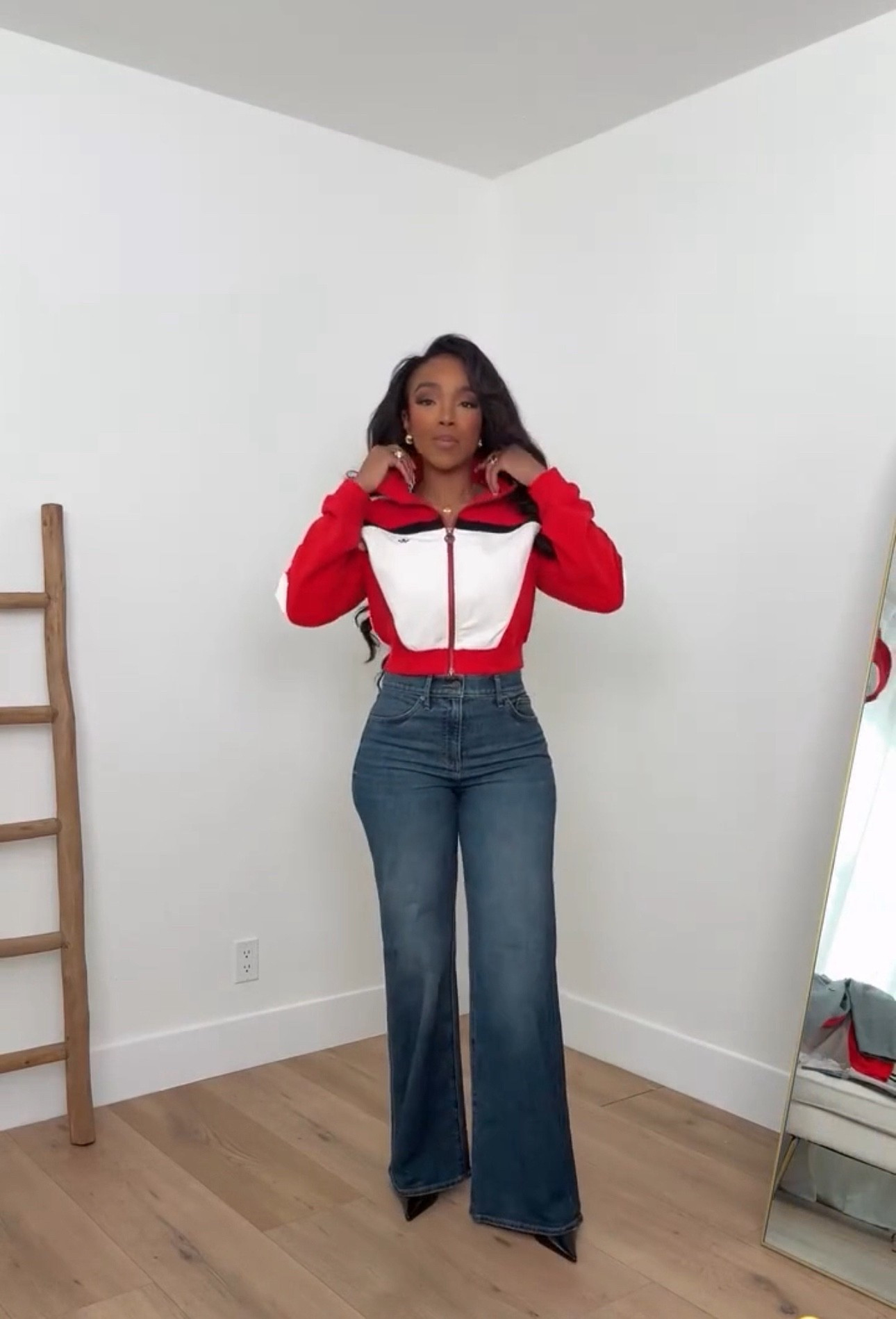 Styled with high-rise denim from @express for an easy throw-on look that feels sporty but still polished. Perfect for errands, casual days out, or any time you want that effortless cool-girl vibe.

Perfect for everyday casual wear, winter errands, and sporty street-style looks.

📏 Sizing: Small
Height — 5’4” | 138 lbs | Bust — 34D | Waist — 27” | Hips — 40”
Jeans/Pants — 27 Long or 4 Long (Express)

Everything linked below for easy shopping✨

athleisure outfit, fall streetwear, colorblock jacket, casual denim look, everyday sporty style

Follow me on Instagram and YouTube @kirasfashionfinds

#LTKPetite #LTKootd #LTKdayinmylife