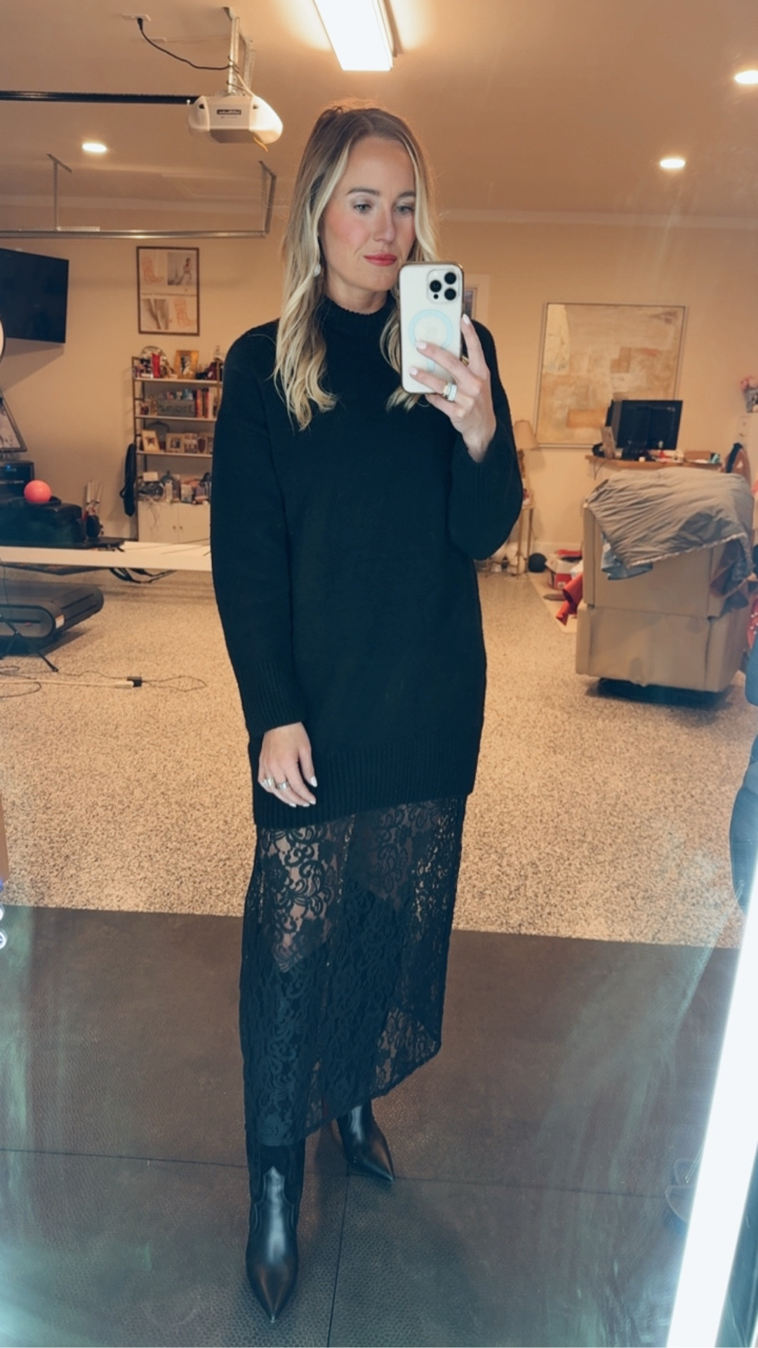 Perfect fit for date night or holiday parties! Wearing XXS. This lace slip is detachable making it so versatile! 

#LTKHoliday #LTKootd #LTKdayinmylife