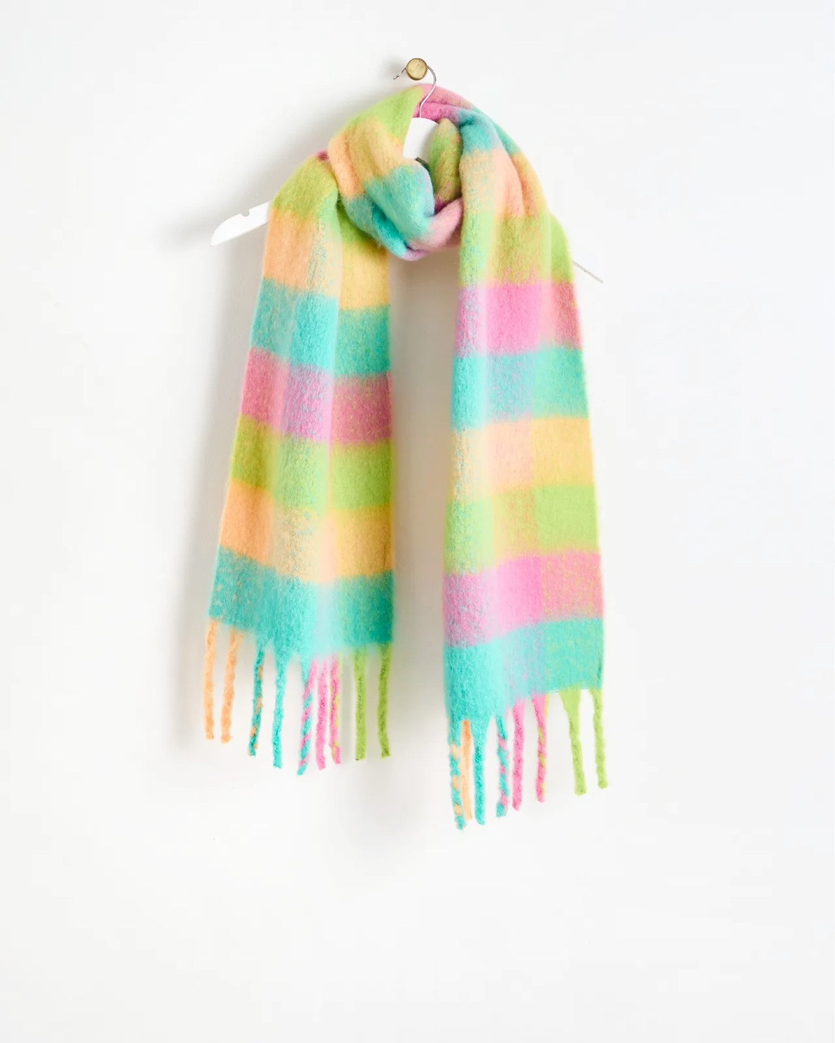 Heavyweight Check Scarf

#LTKGiftGuide #LTKSeasonal