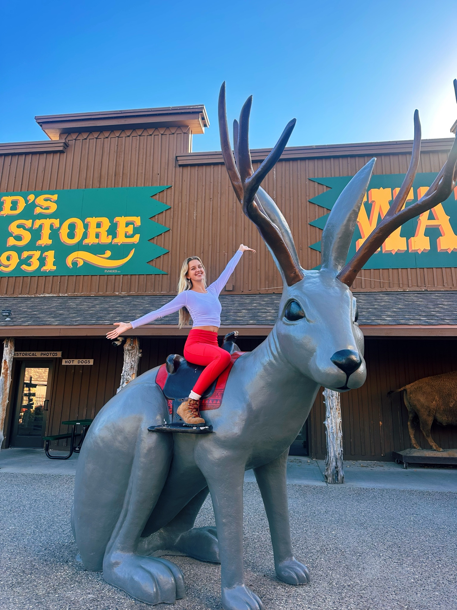 Hop On We Are Going To Dakota! 

Leggings  tights  white long sleeve  hiking  Dakota  world traveler boots  nature  marlafay 

#LTKTravel #LTKActive #LTKFitness