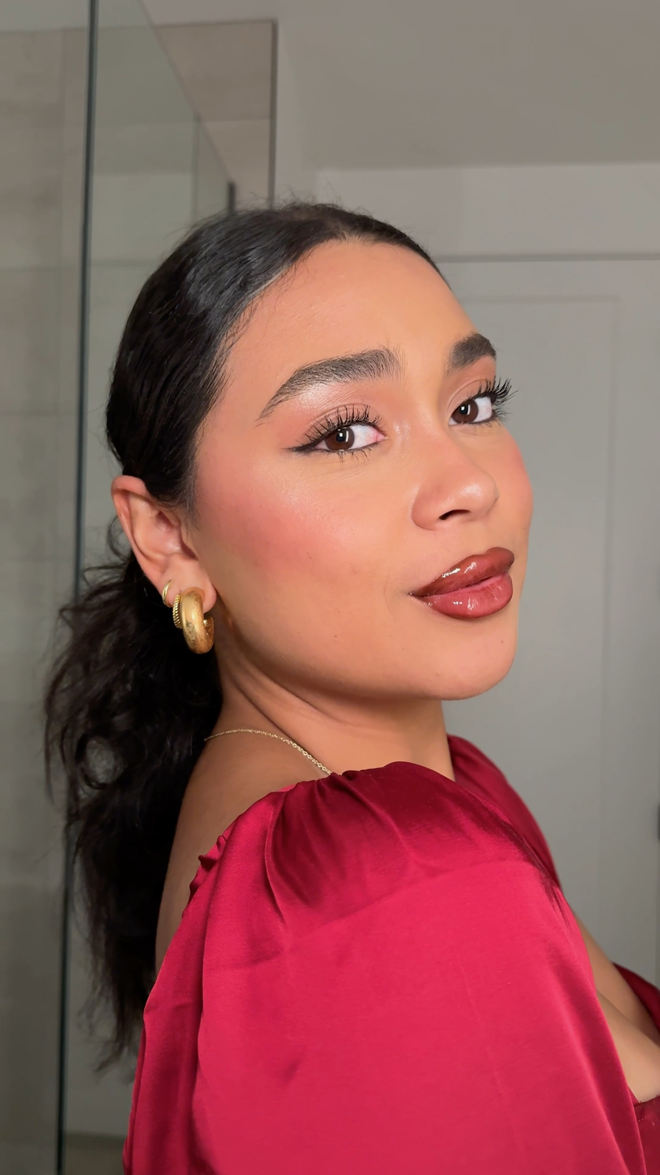 easy brown lip combo🤎the fenty beauty heat gloss has the perfect light brown sheer & adds a little plump to ur lips too