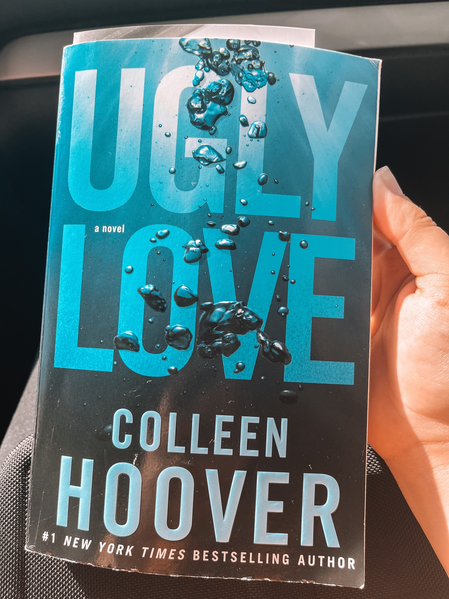 Ugly Love by Colleen Hoover:10/10 



#LTKFind #LTKhome