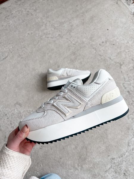 How cute are these platform new balances?! This is my version of the dad shoe trend - these neutral sneakers are perfect for me for fall! 

#LTKshoecrush #LTKunder100
