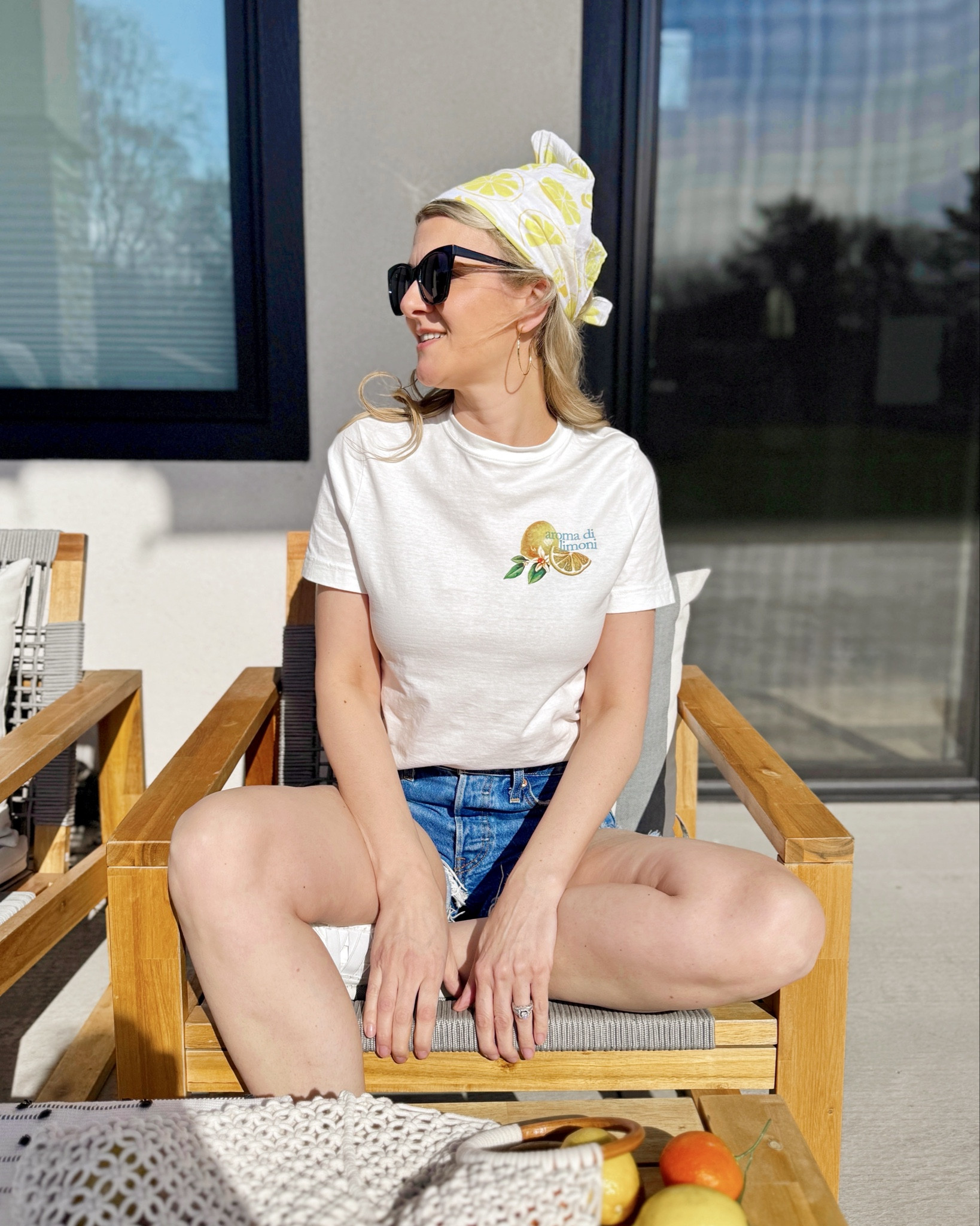 Citrus season is my kind of season 🍋☀️
This lemon tee from H&M has me dreaming of summer days, sunshine, and all things light + bright.
Tossed on denim shorts, white sneaks, and a lemon bandana for a look that’s fresh-squeezed and patio-approved!



#LTKActive #LTKStyleTip #LTKTravel