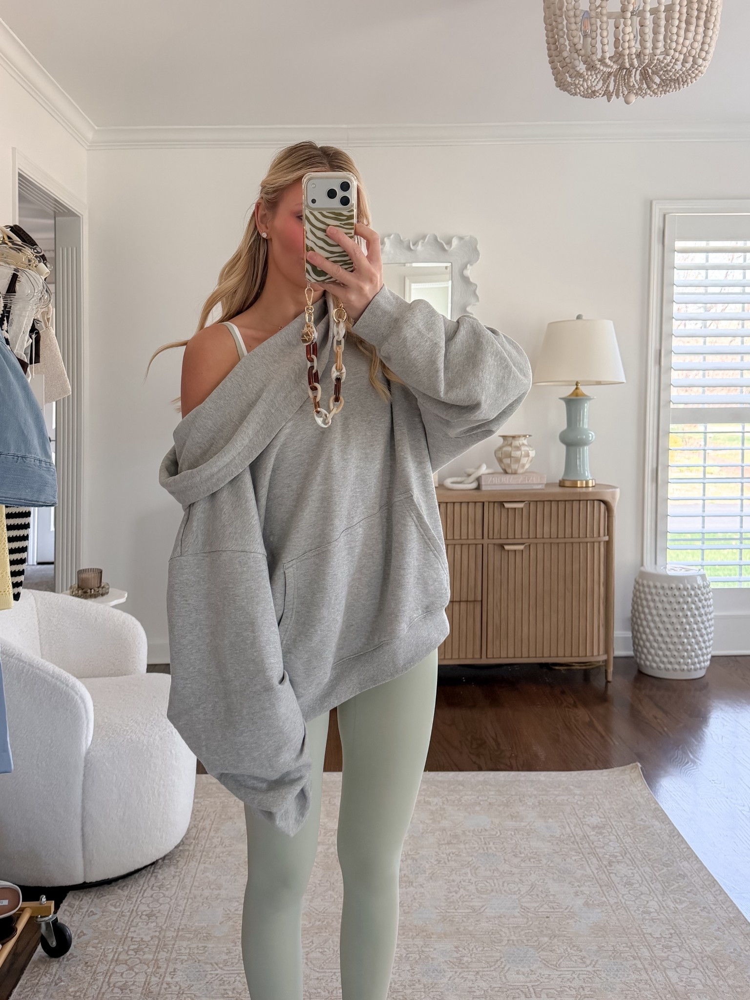 Easy casual weekend outfit in the best @oakandfort sweatshirt #ad

#LTKootd #LTKfitnessgoals #LTKActive