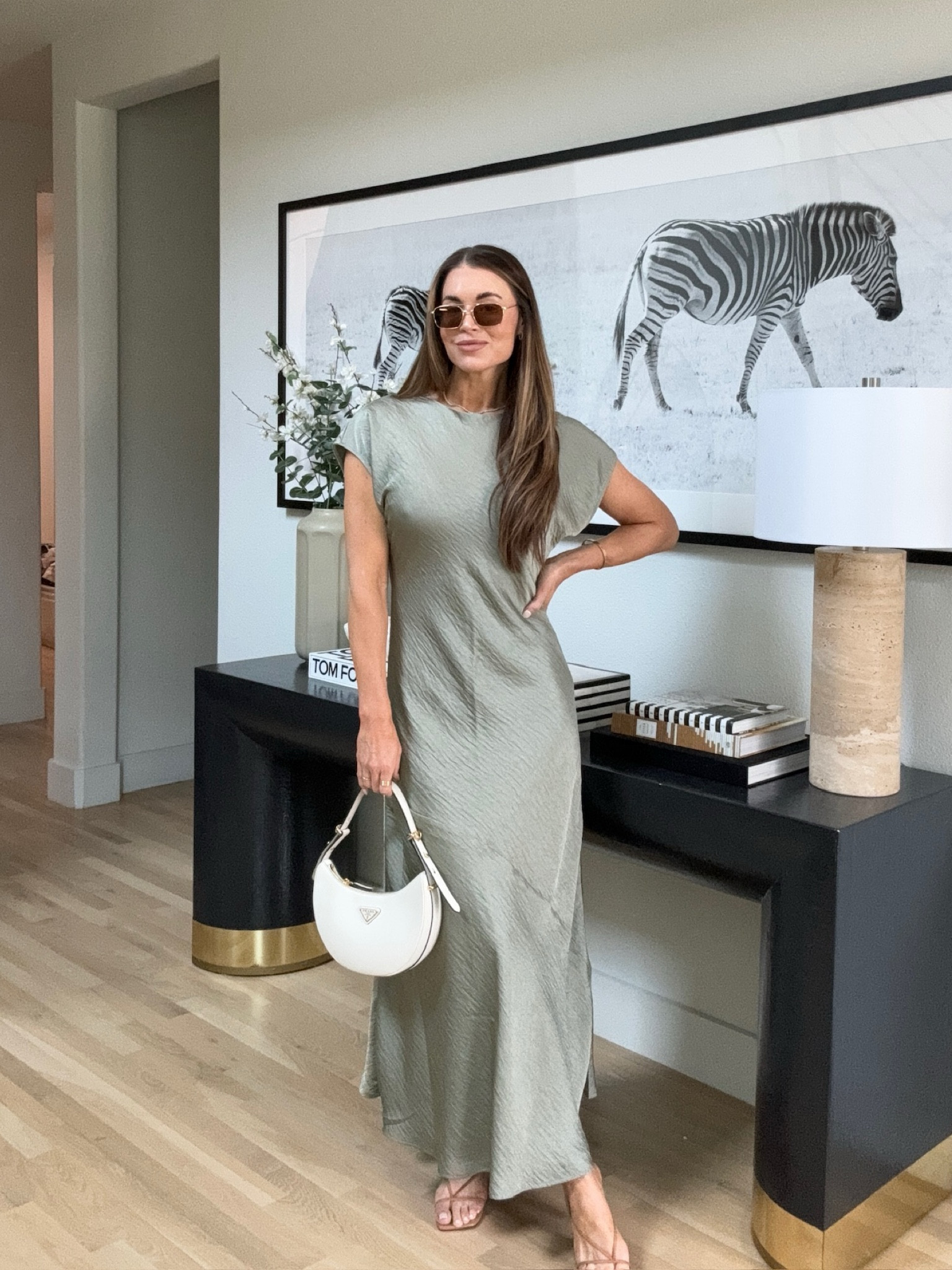 20% off dresses plus an extra 15% off with code DRESSFEST 

Olive satin maxi dress size small TTS

Abercrombie 
Summer dress 
Wedding guest dress
Event dress 


#LTKSaleAlert #LTKWedding #LTKStyleTip