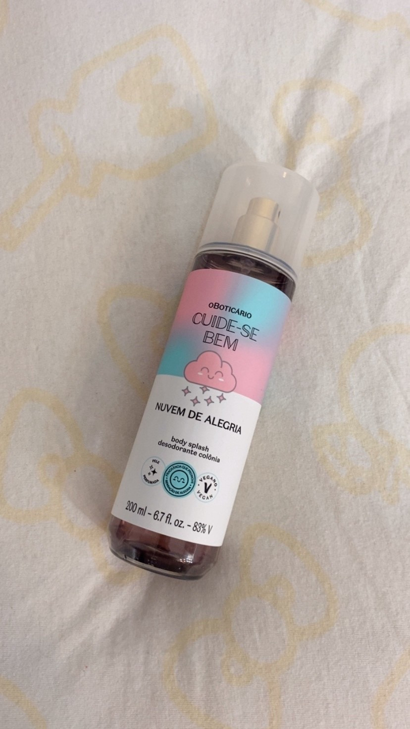 Amando esse body splash nuvem de alegria, ele tem uma fragrância frutal cítrica, perfeito pra dias quentes, amo usar antes de dormir tbm 🩵☁️🤌🏻✨

#LTKbrasil #LTKbeleza