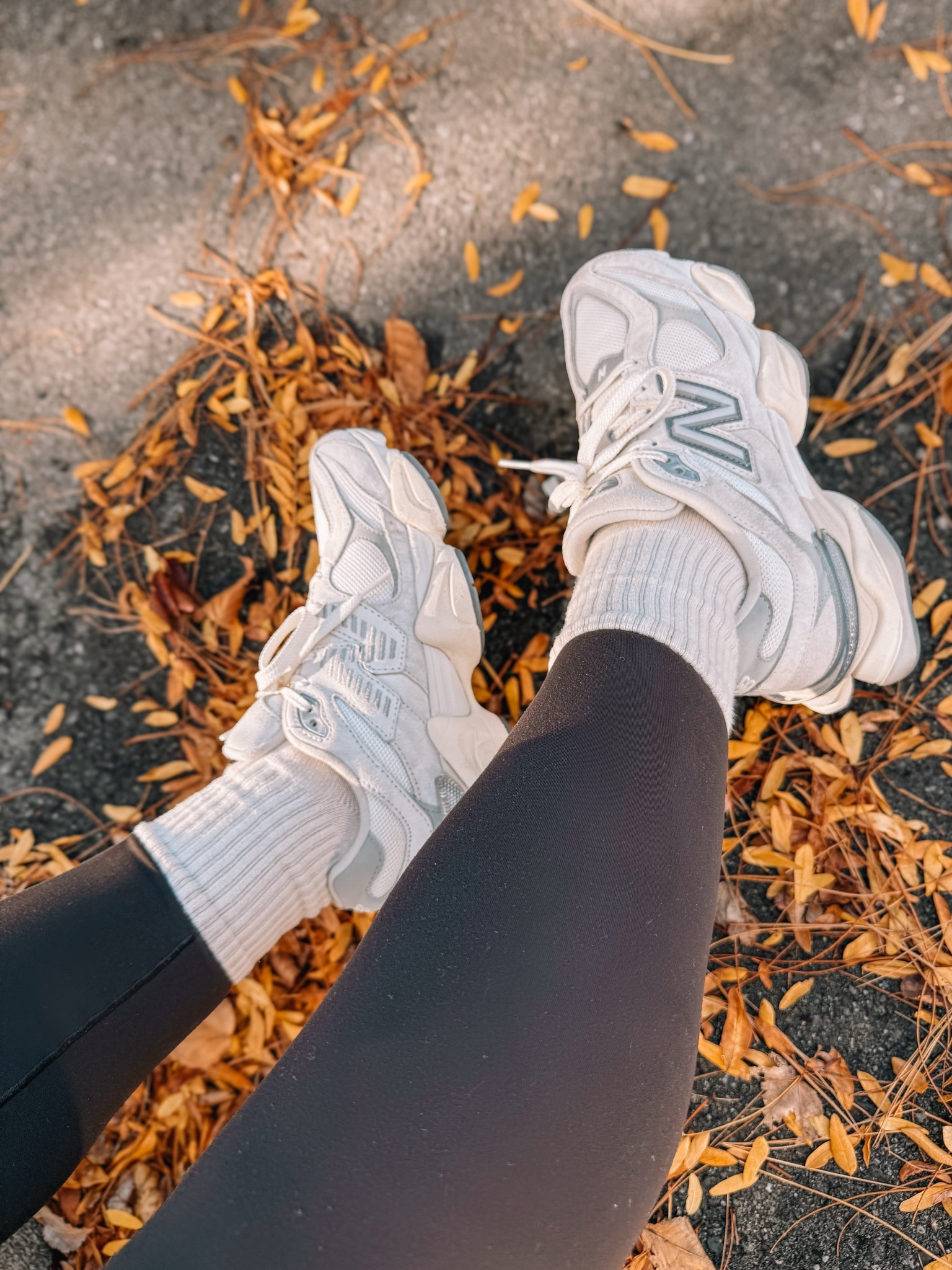 The @newbalance sneaks I could Watk in for days…the comfiest and so on trend. 
•
•
•


#LTKootd