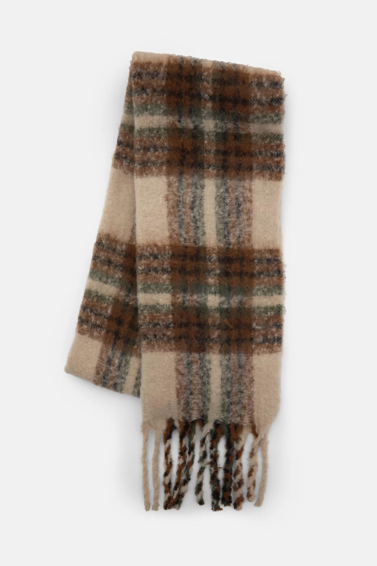 Thick check scarf | PULL and BEAR UK