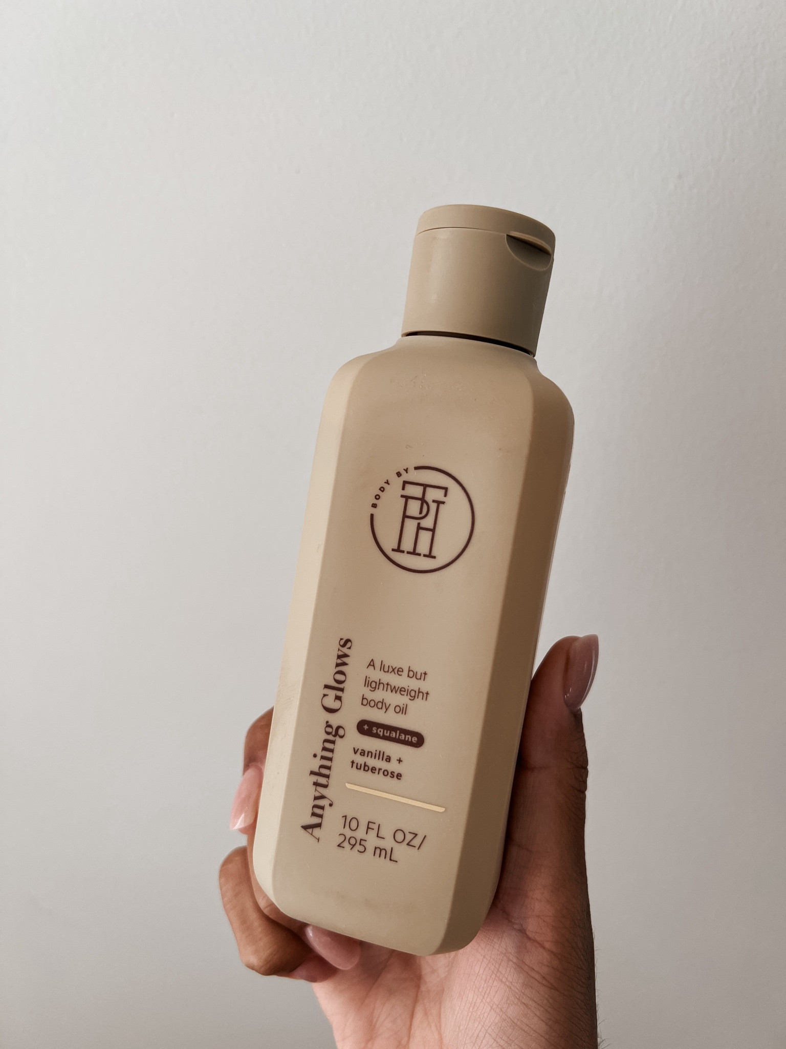 She gets down, she does not play. 

#vanilla #phlur #vanillaskin #scent #vanillafragrance #fragrance #nest #madagascar #tph #anythingglows #giftguide #giftforher #fallscents #winterscents #cozyscents 

#LTKGiftGuide #LTKBeauty #LTKSeasonal