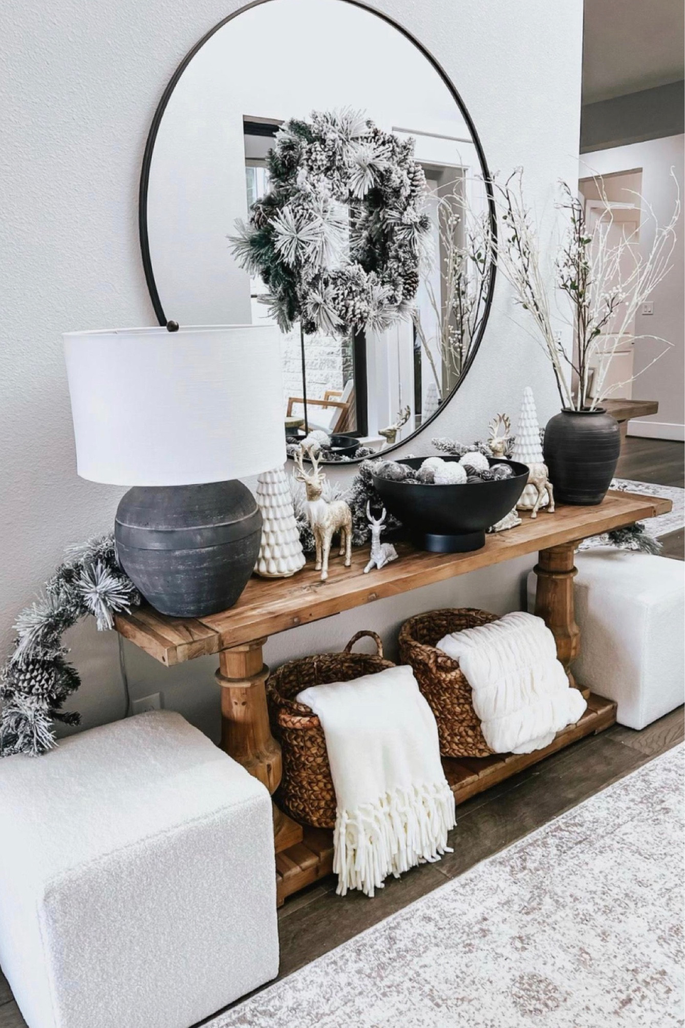 Holiday decor inspo!

#LTKHoliday #LTKhome #LTKSeasonal