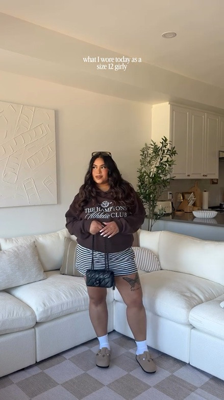 casual spring outfit 🩵🤎 

Drop the word SHOP below and I’ll send you the details 💌

Spring Outfits, Spring Casual, Casual Style, Everyday Outfits, Spring Fashion, Outfit Inspo, Style Inspo, Outfit Ideas, Womens Fashion, Trendy Outfits, Spring Looks, Casual Chic, OOTD, Spring Wardrobe, What To Wear

#springfashion #casualstyle #size12 #outfit #outfitinspo