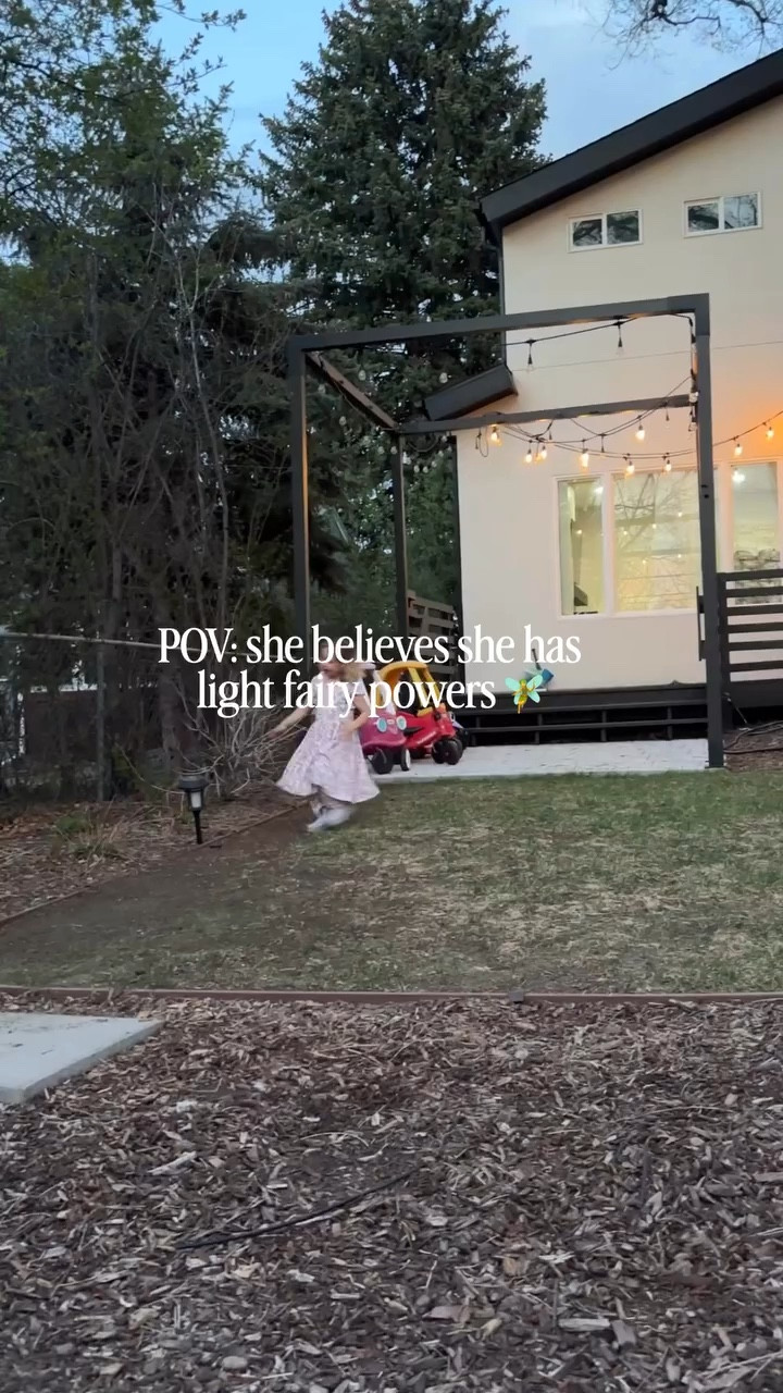 She believes she has light fairy powers and I’m not about to ruin it for her 💗🧚

#childrenseemagic #lightdairy #spring #girlmom
