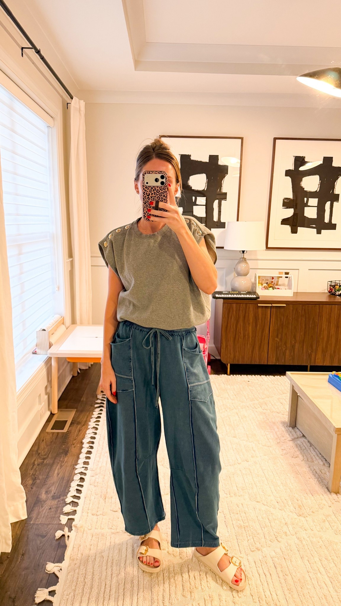 Comfy casual outfit that’s not leggings 🙌🏻 