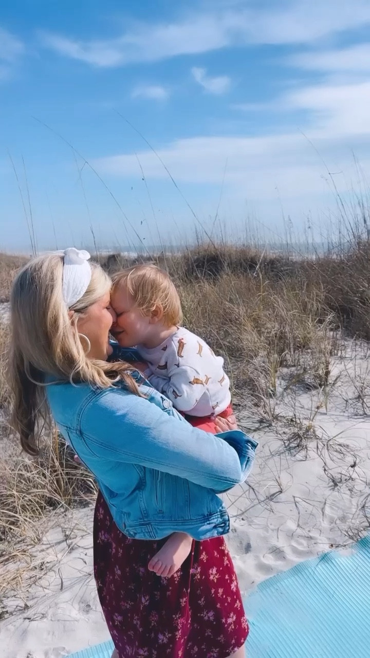 Judson’s newest favorite thing is to give mama a “kiss kiss” 💋 and my heart is officially a PUDDLE y’all! 😘🥹😍

#LTKtravel #LTKfamily #LTKbaby