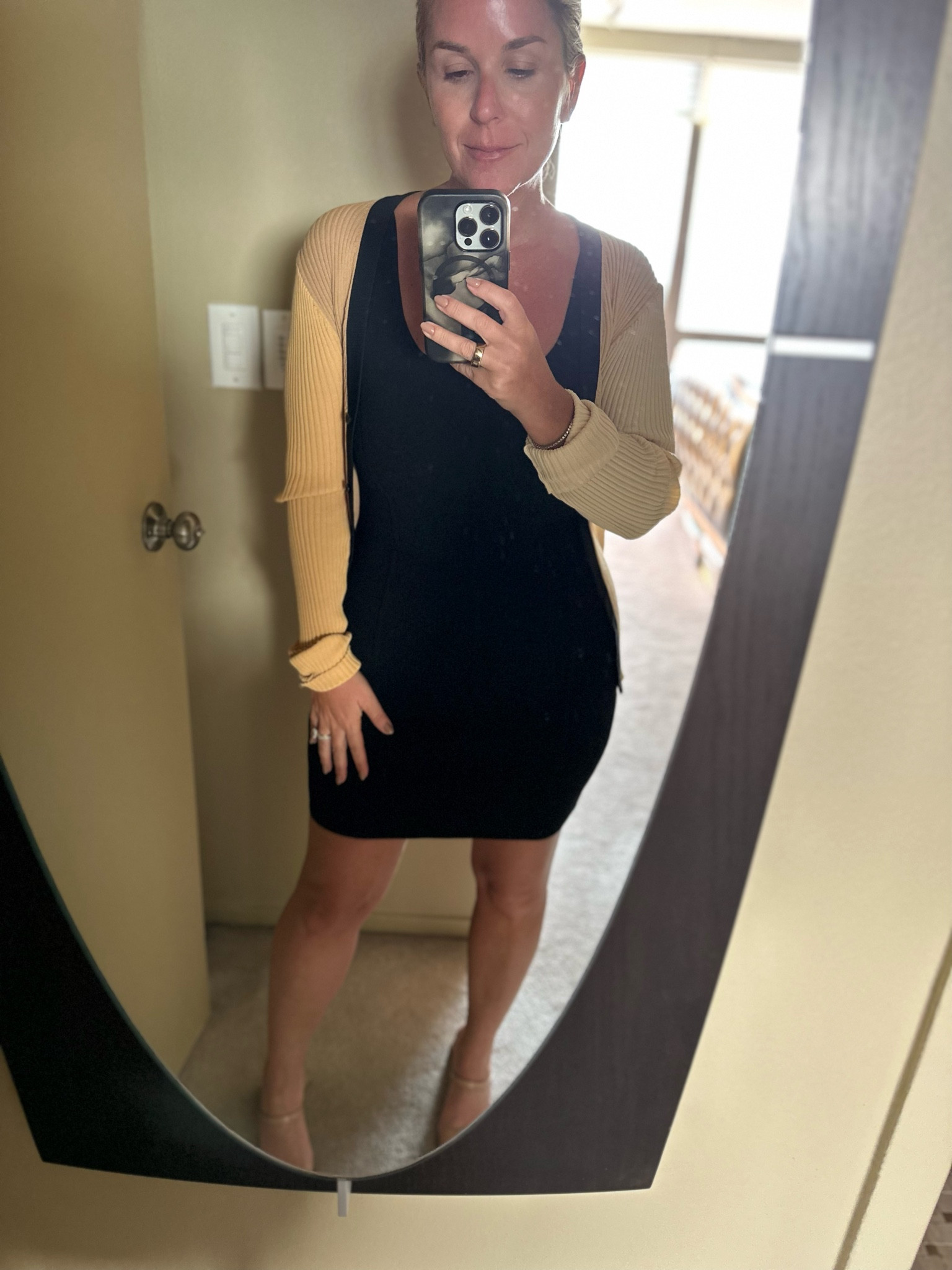 Cardigan on repeat!
