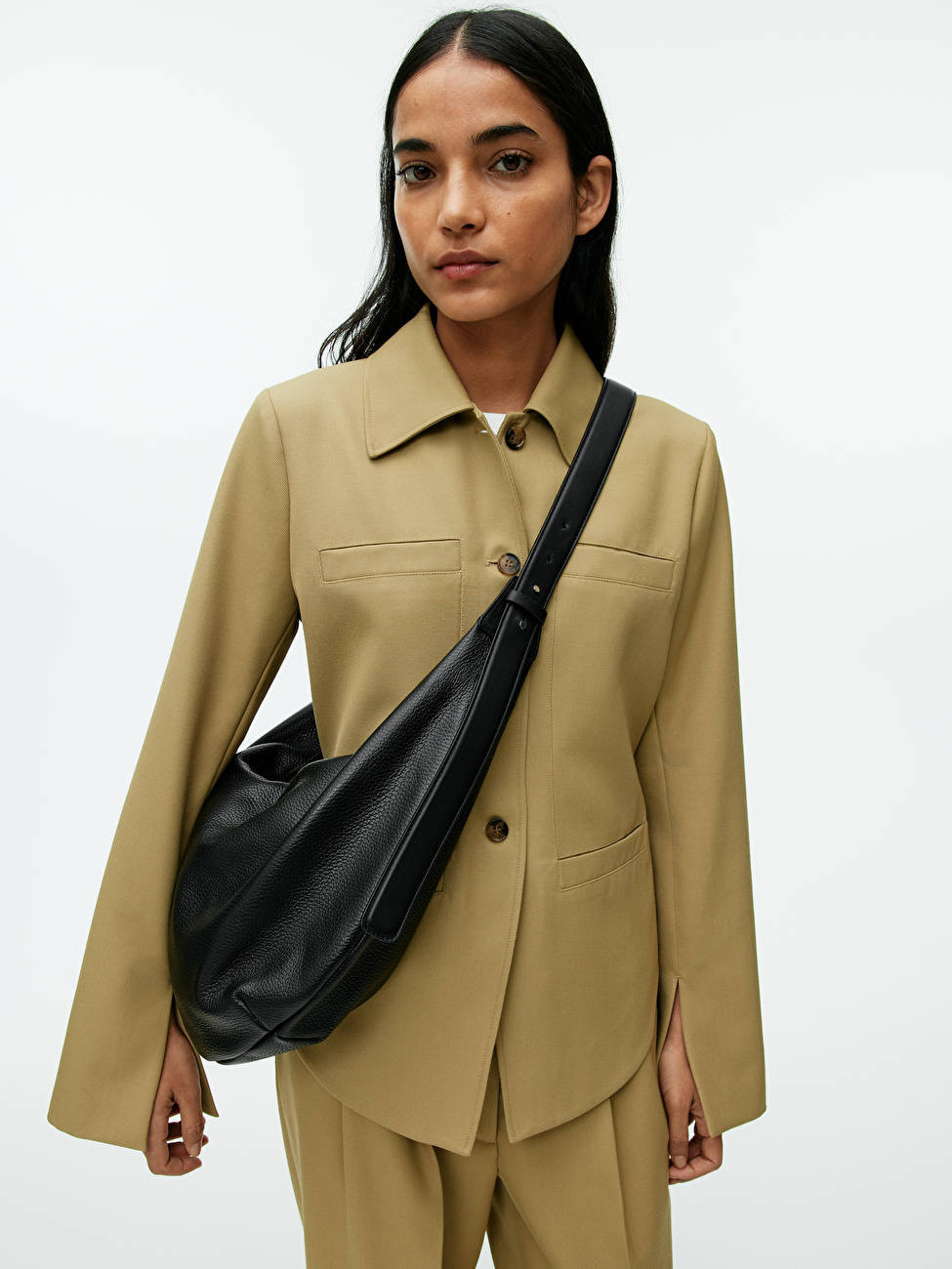 Curved Leather Bag | ARKET (US&UK)