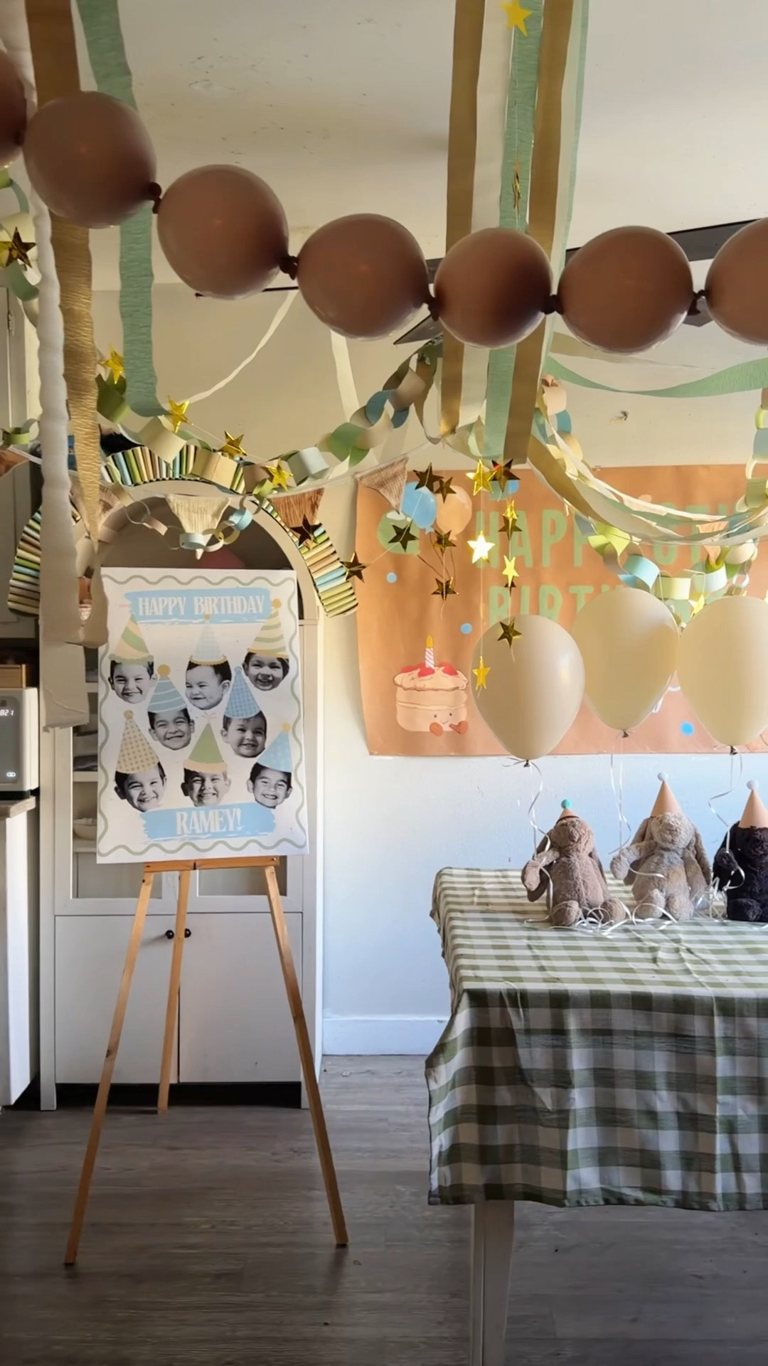 Paper chain garland DIY