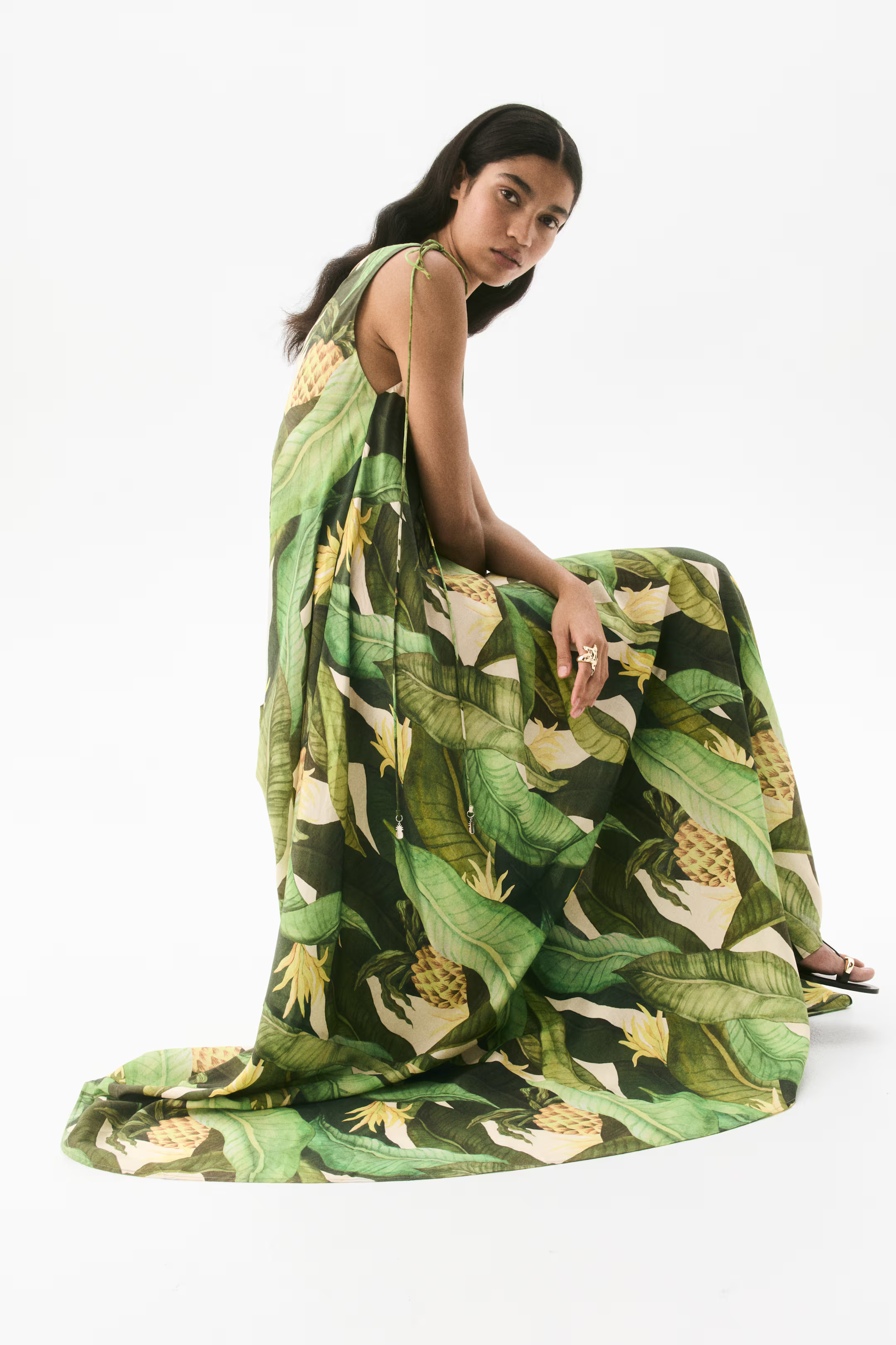 Voluminous Maxi Dress | H&M (US + CA)