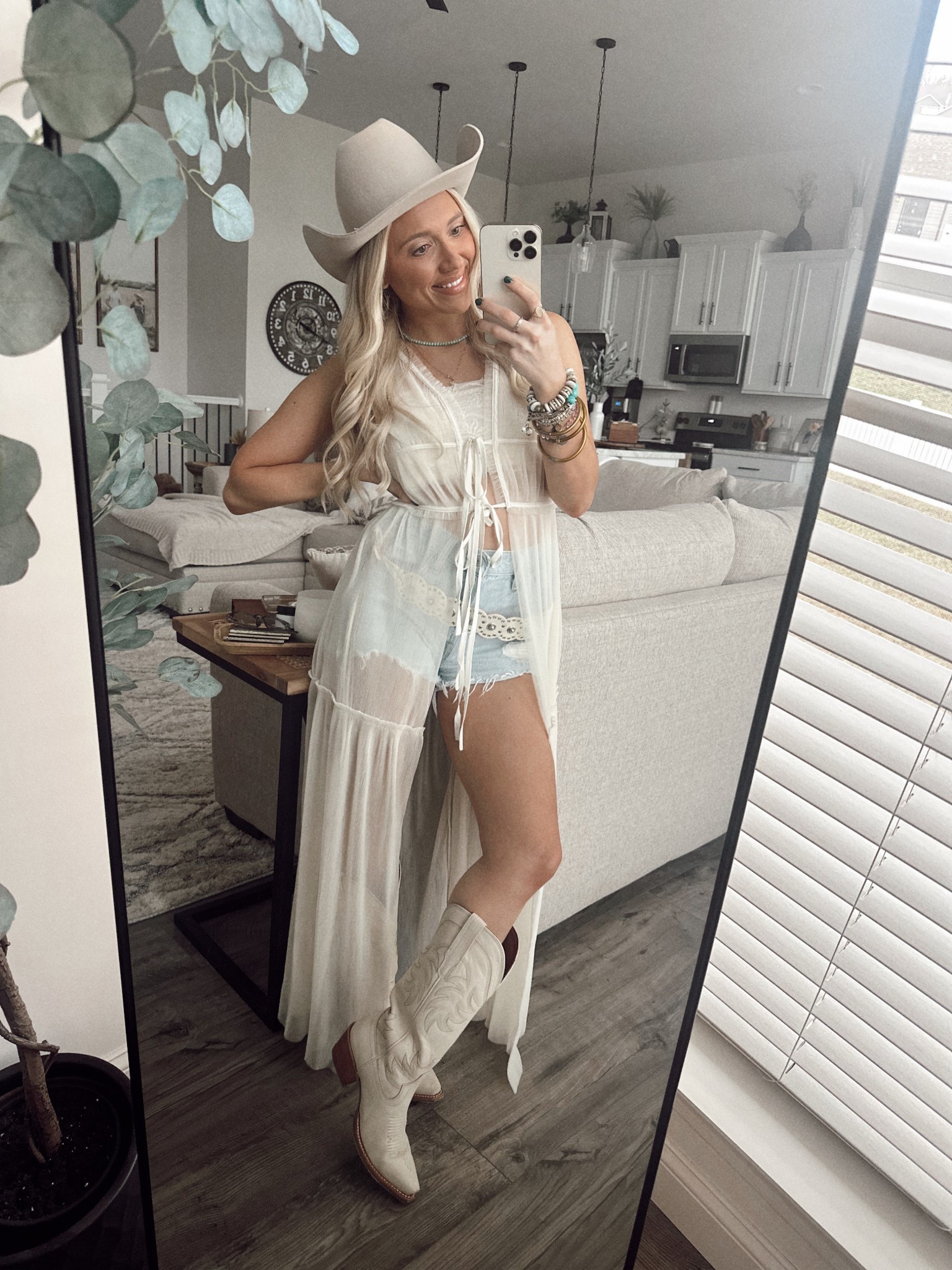 “Kerstynsave30” for 30% off my top! 🫶🏻

#LTKFestival #LTKSeasonal #LTKFindsUnder50