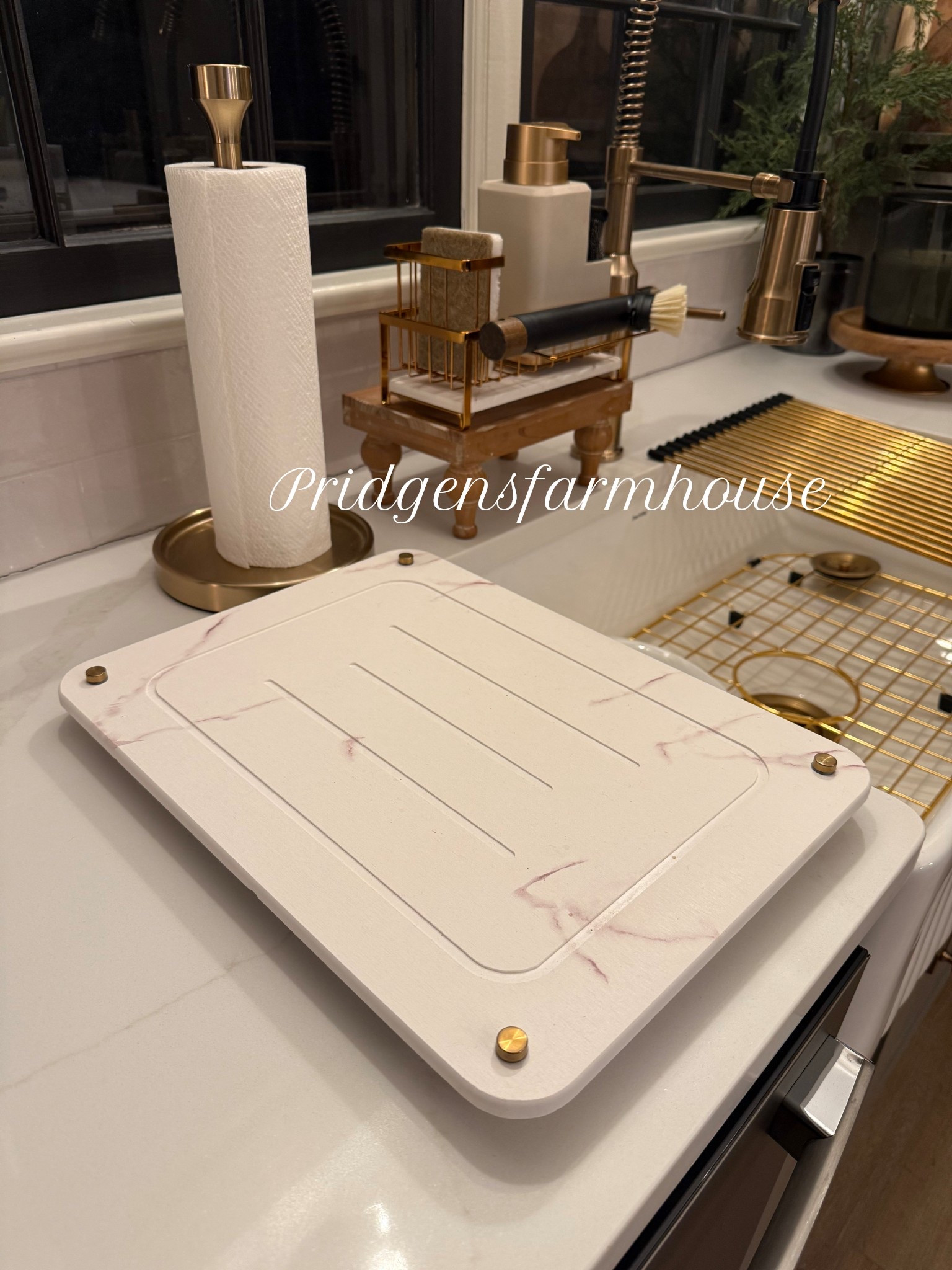 Kitchen accessories and MUST HAVES — BEST dish drying mat ever. Gold paper towel holder, gold sink caddy

#amazonmusthaves #kitchenaccessories #dryingmat #modernfarmhouse #amazonhaul 
#organized #sinkneeds #newhome #holidaygiftideas #giftingseason #holidaygiftguide

#LTKGiftGuide #LTKHome #LTKHoliday