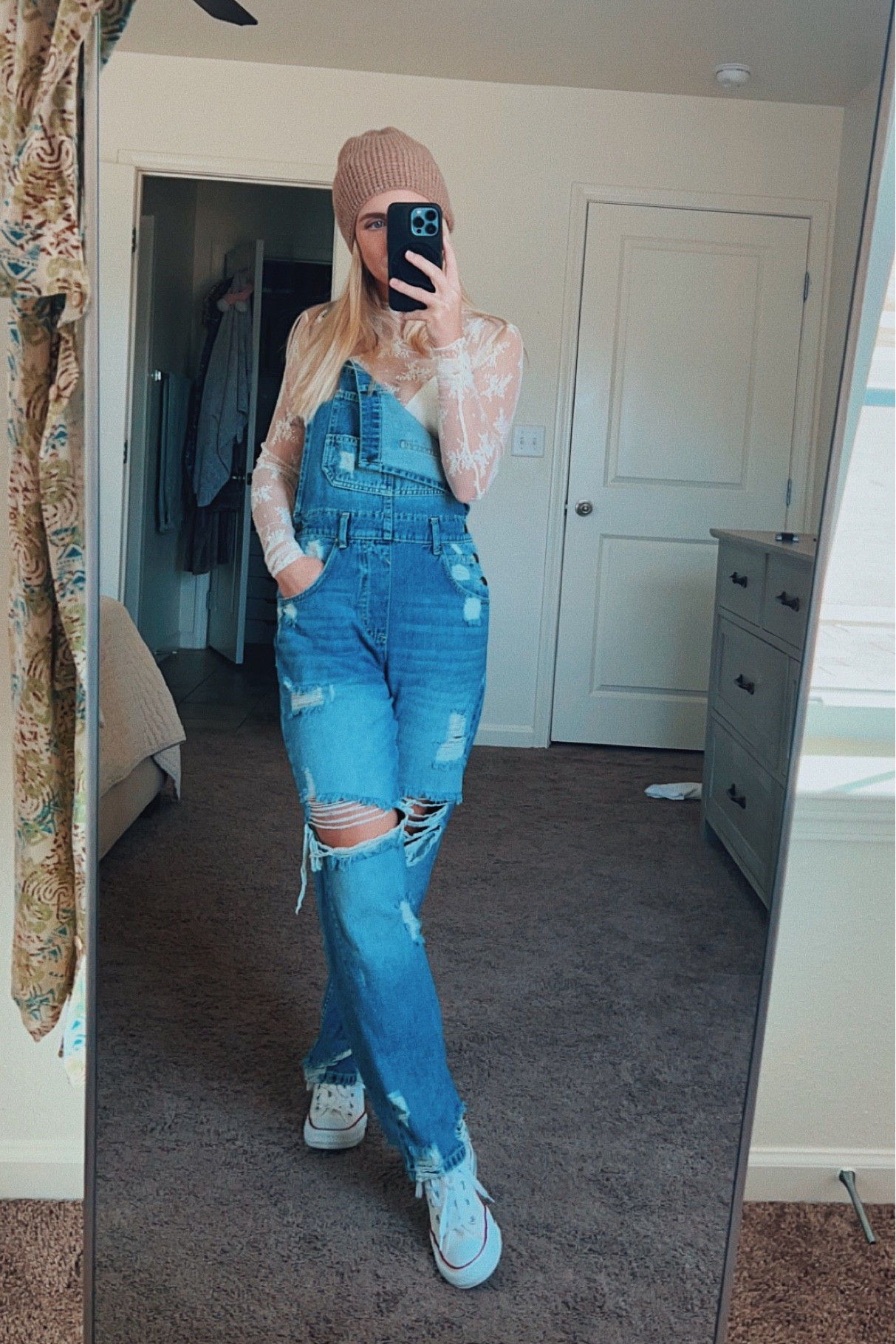Tik tok overall outfit