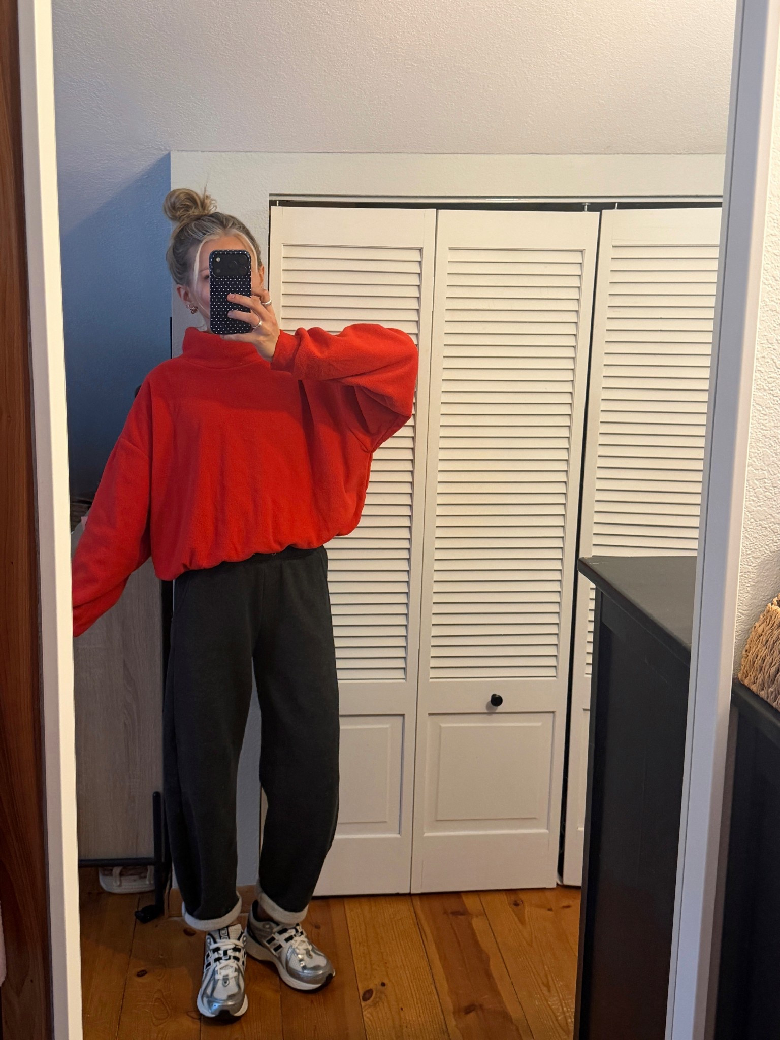 Top: Large & pants:XXS

#LTKFindsUnder100 #LTKootd #LTKFindsUnder50