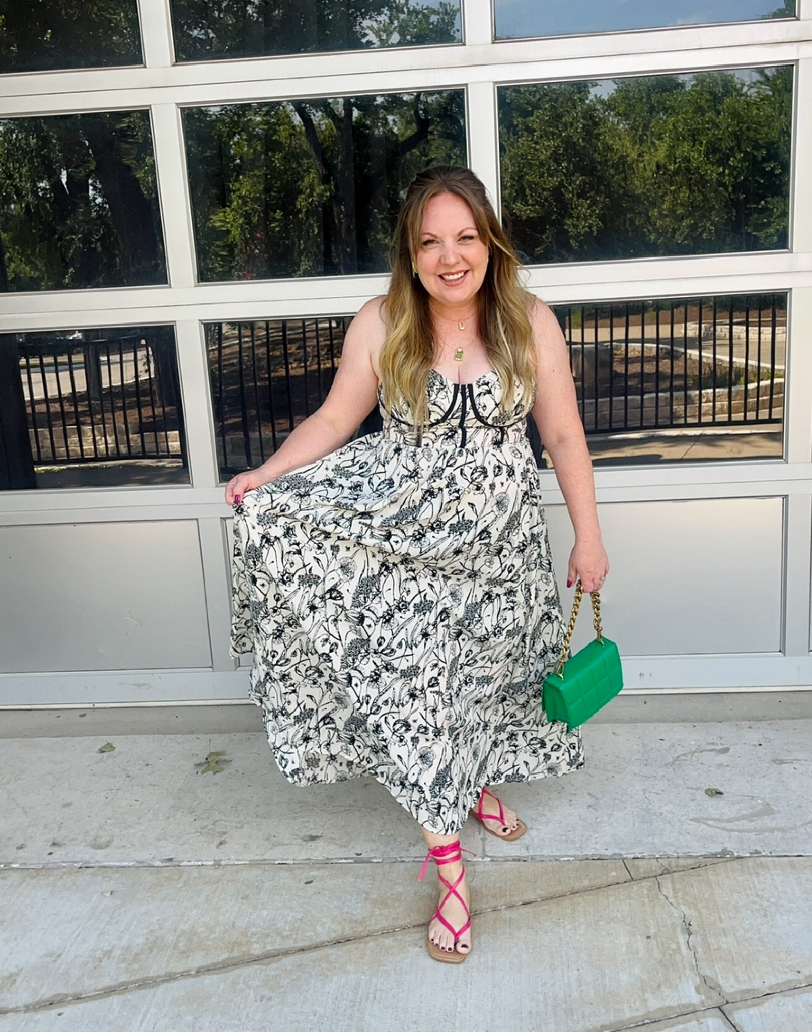 Large 

#LTKmidsize #LTKfindsunder50 #LTKparties