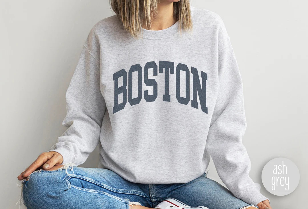 Boston Sweatshirt Faded Vintage Aesthetic Boston Massachusetts Crewneck Varsity Style Cozy Trendy... | Etsy (US)