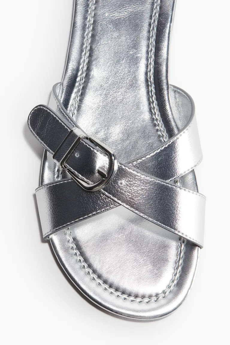 Buckle-detail Sandals - No heel - Burgundy - Ladies | H&M US | H&M (US + CA)