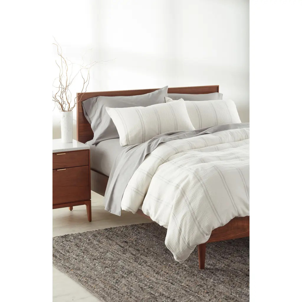 Nordstrom Organic Cotton Percale Sheet Set in Grey Griffin at Nordstrom, Size California King | Nordstrom